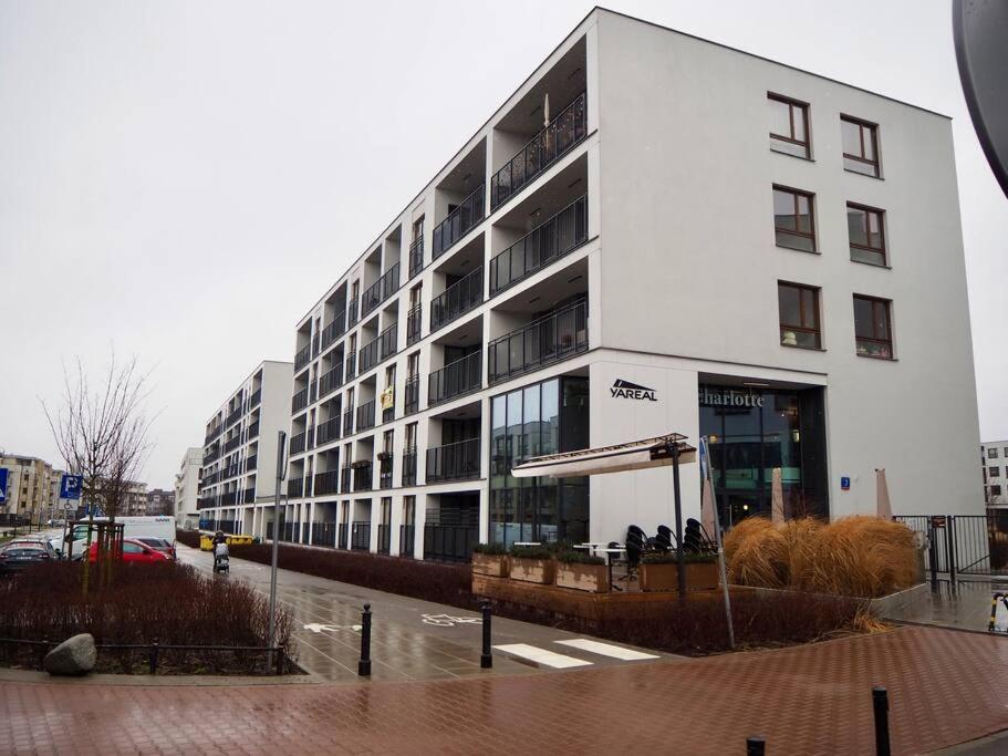Kieślowskiego Apartment vis-a-vis Town Hall view 2