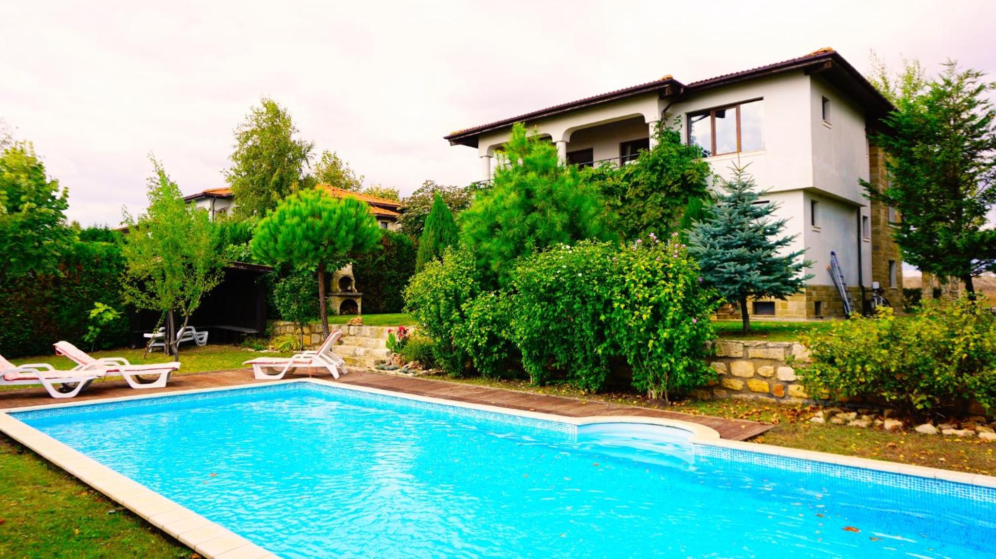 Villa Afina
