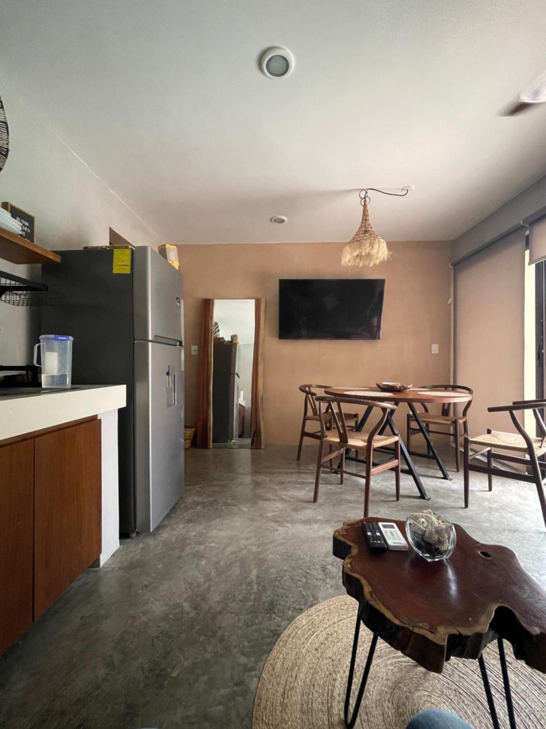 Taanah Poolview 1BR apartment Ecochic view 3