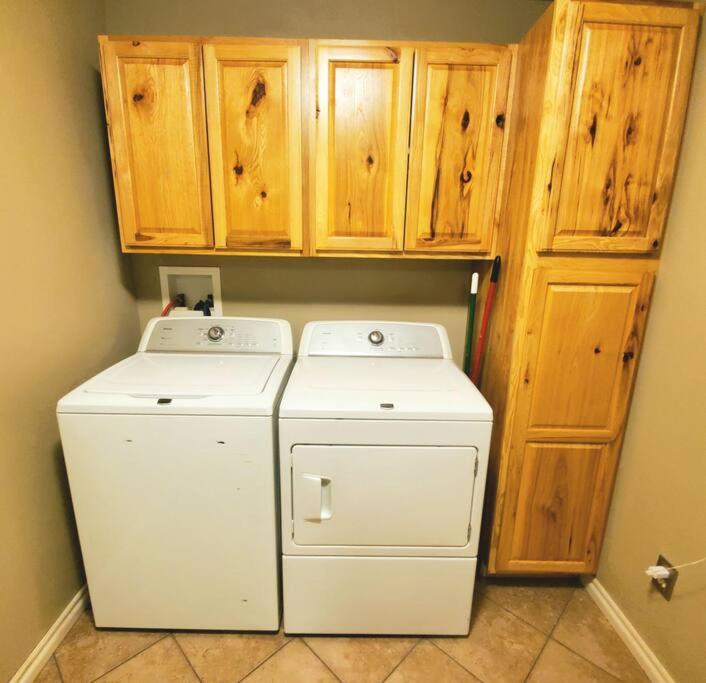 The Greenhouse - 3bed 2bath home in Tahlequah, OK view 3