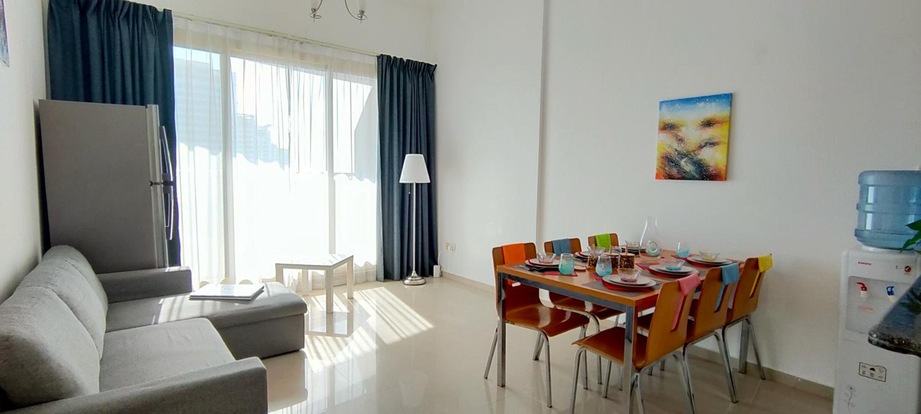Cozy 1 bedroom apartments for a large family minimum 5 night