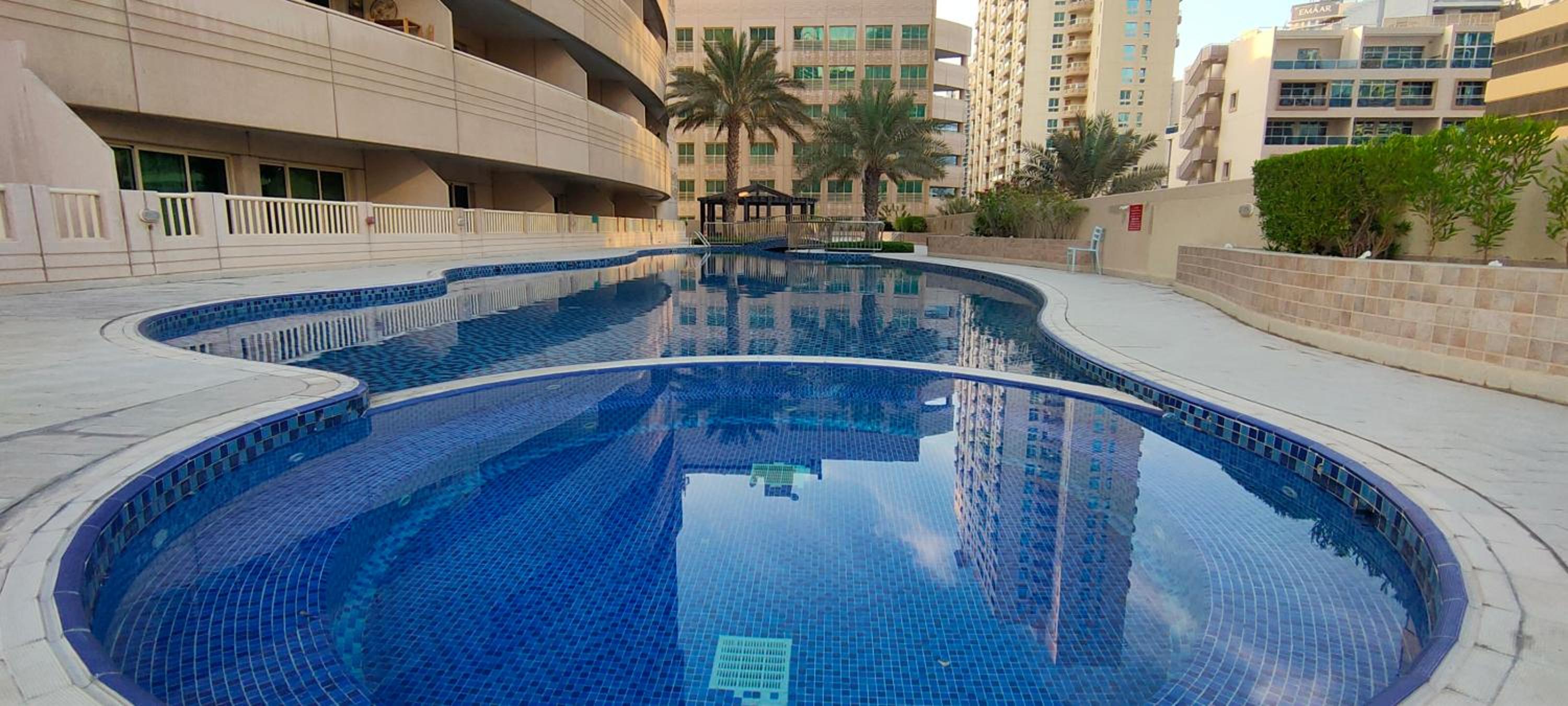 Cozy 1 bedroom apartments for a large family minimum 5 night