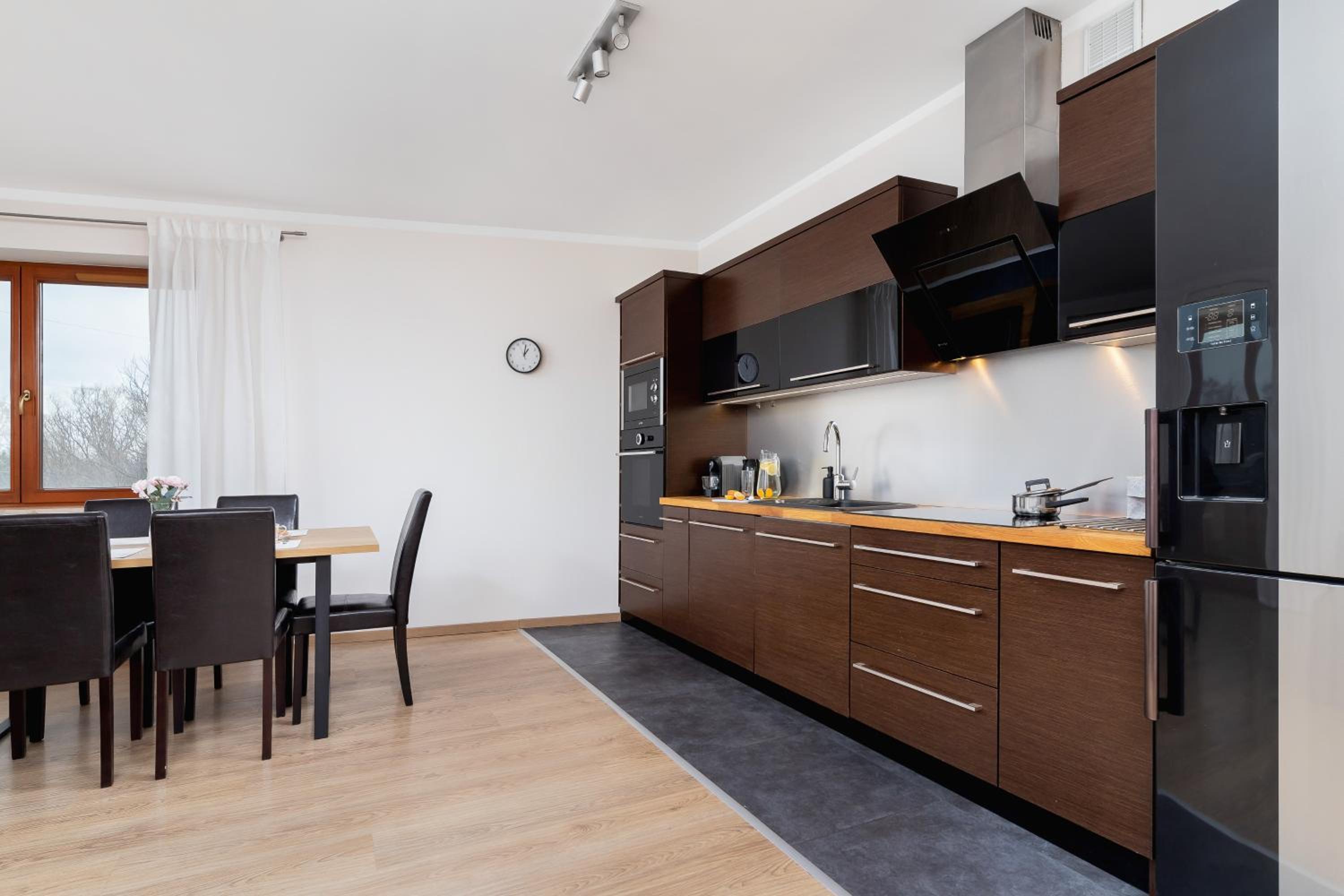 Dzielnica XIII Podgórze Kraków by Renters