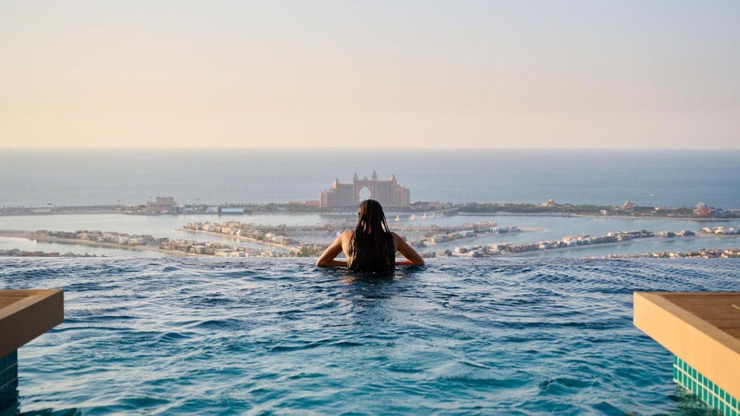 HVR THE PALM DUBAI