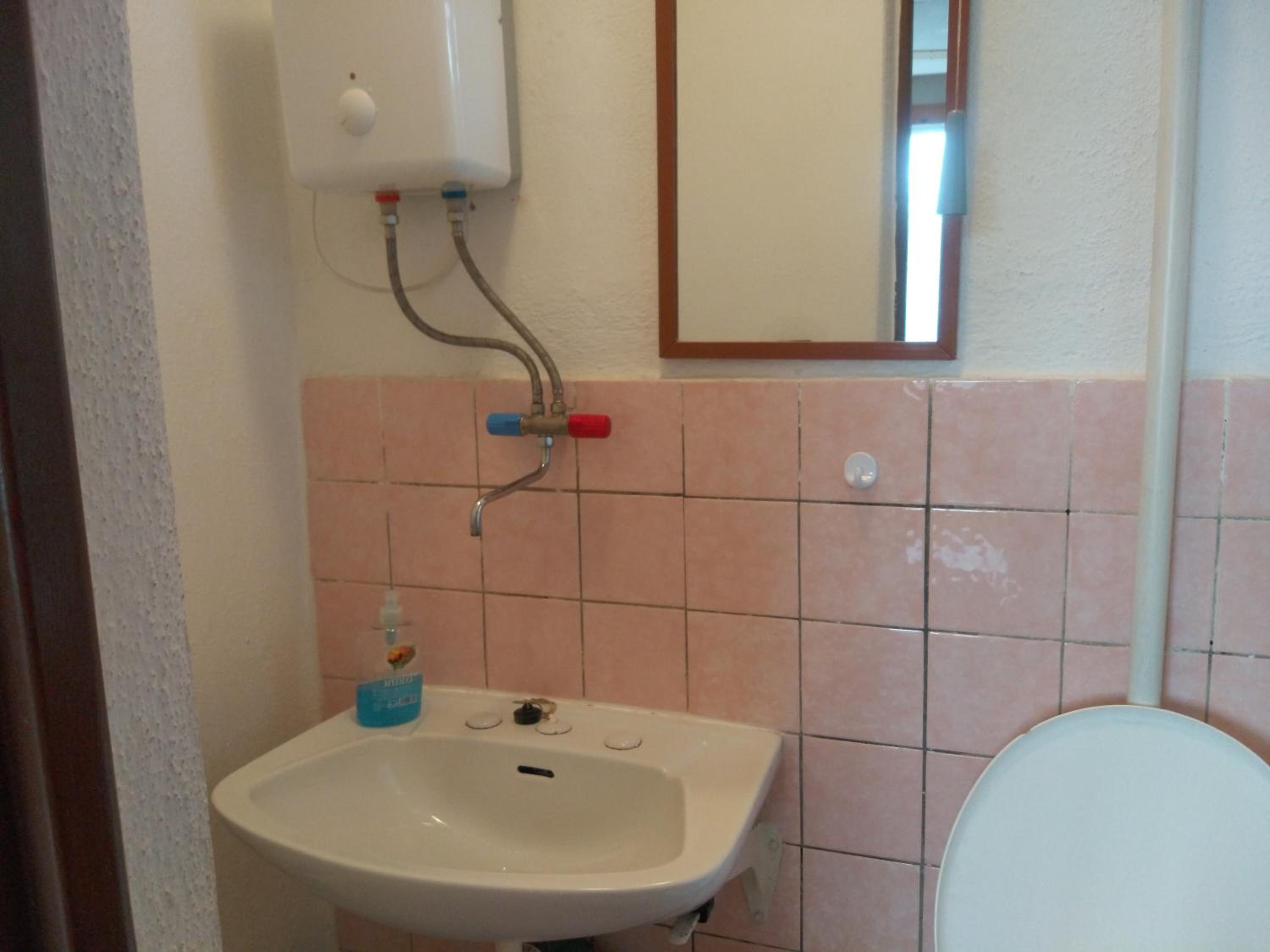 Photo 48