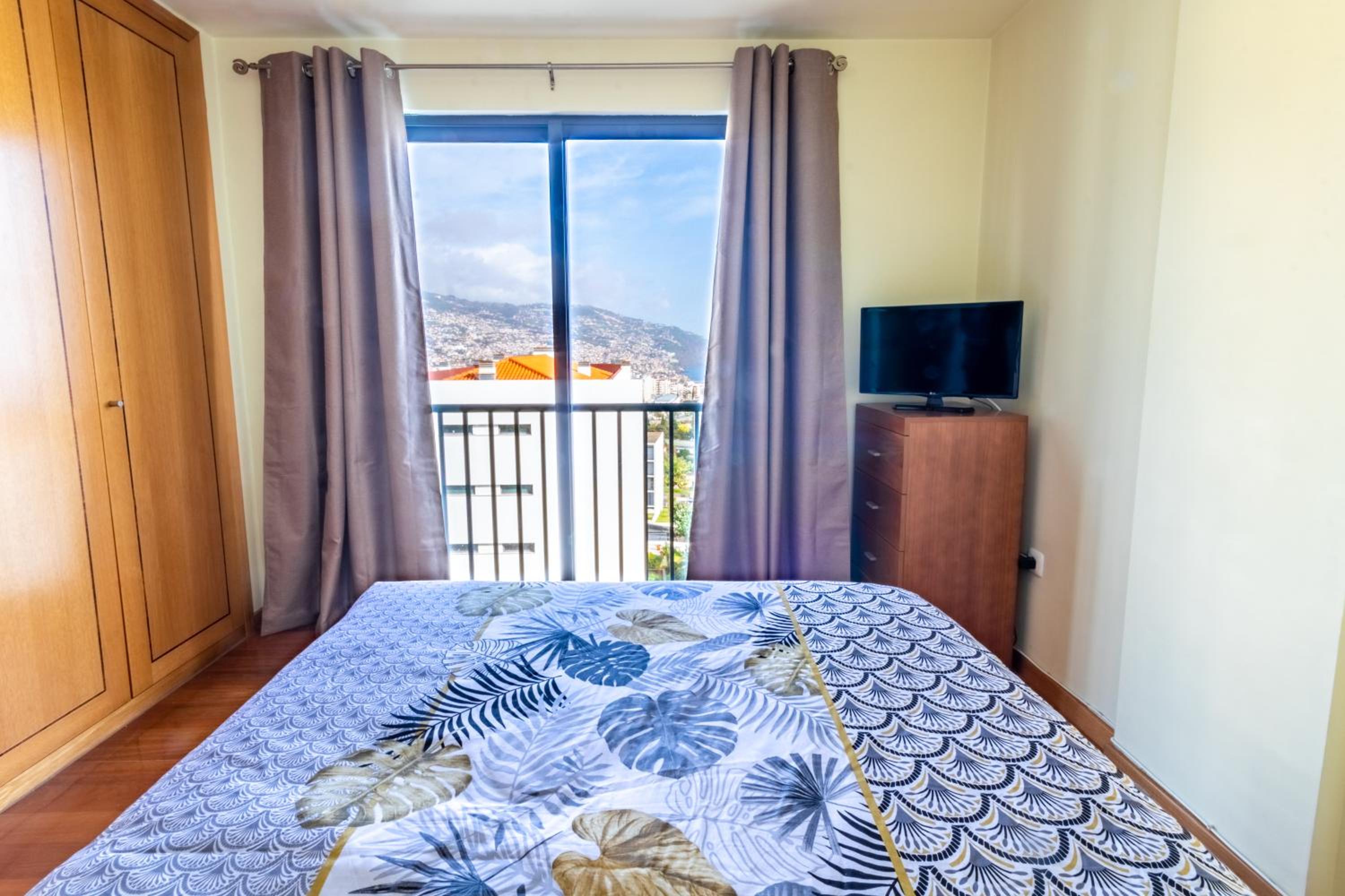 LULINA Two Bedroom by ALMA Holiday Rentals view 5