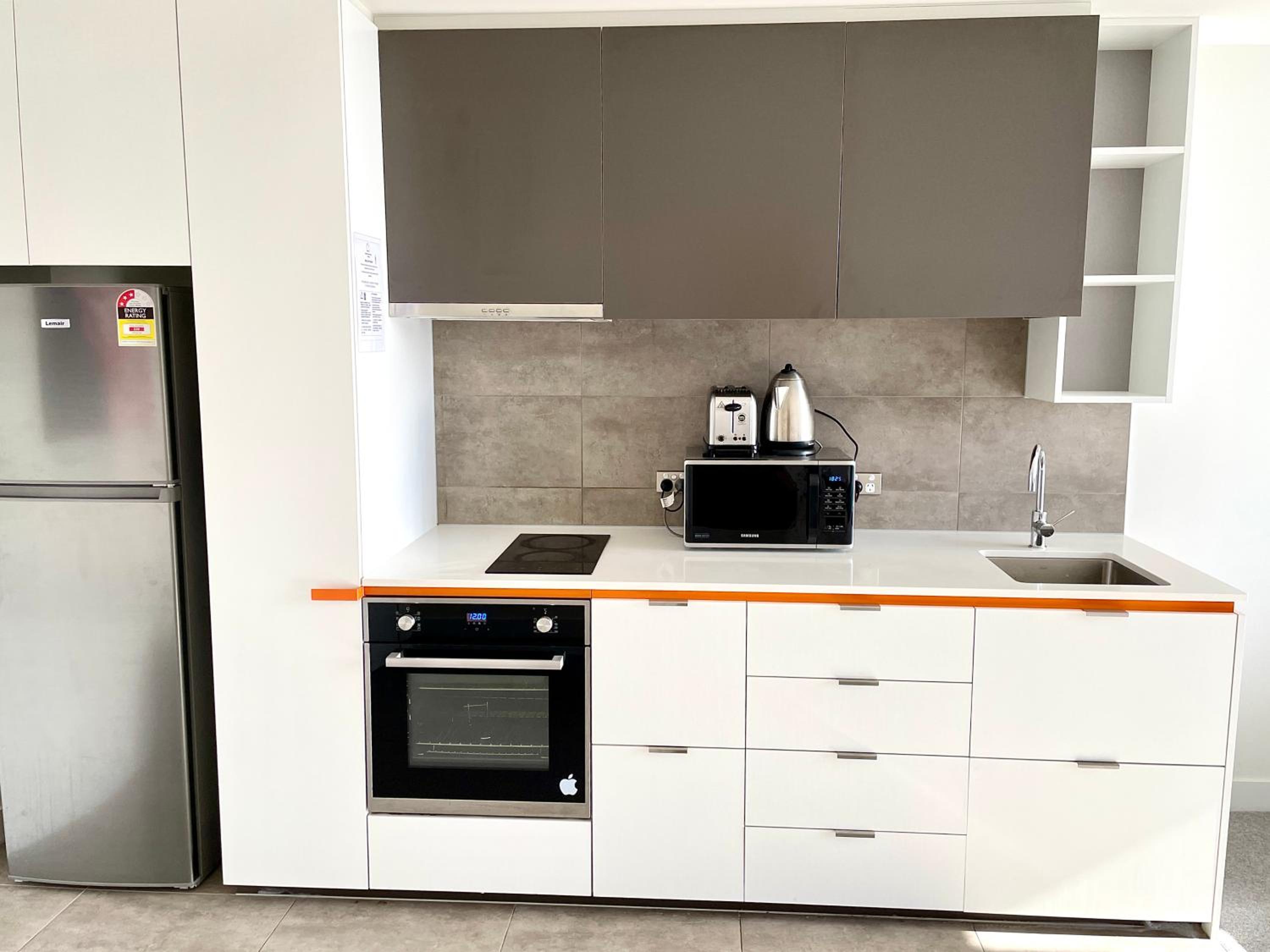 Readyset Apartments on Bouverie