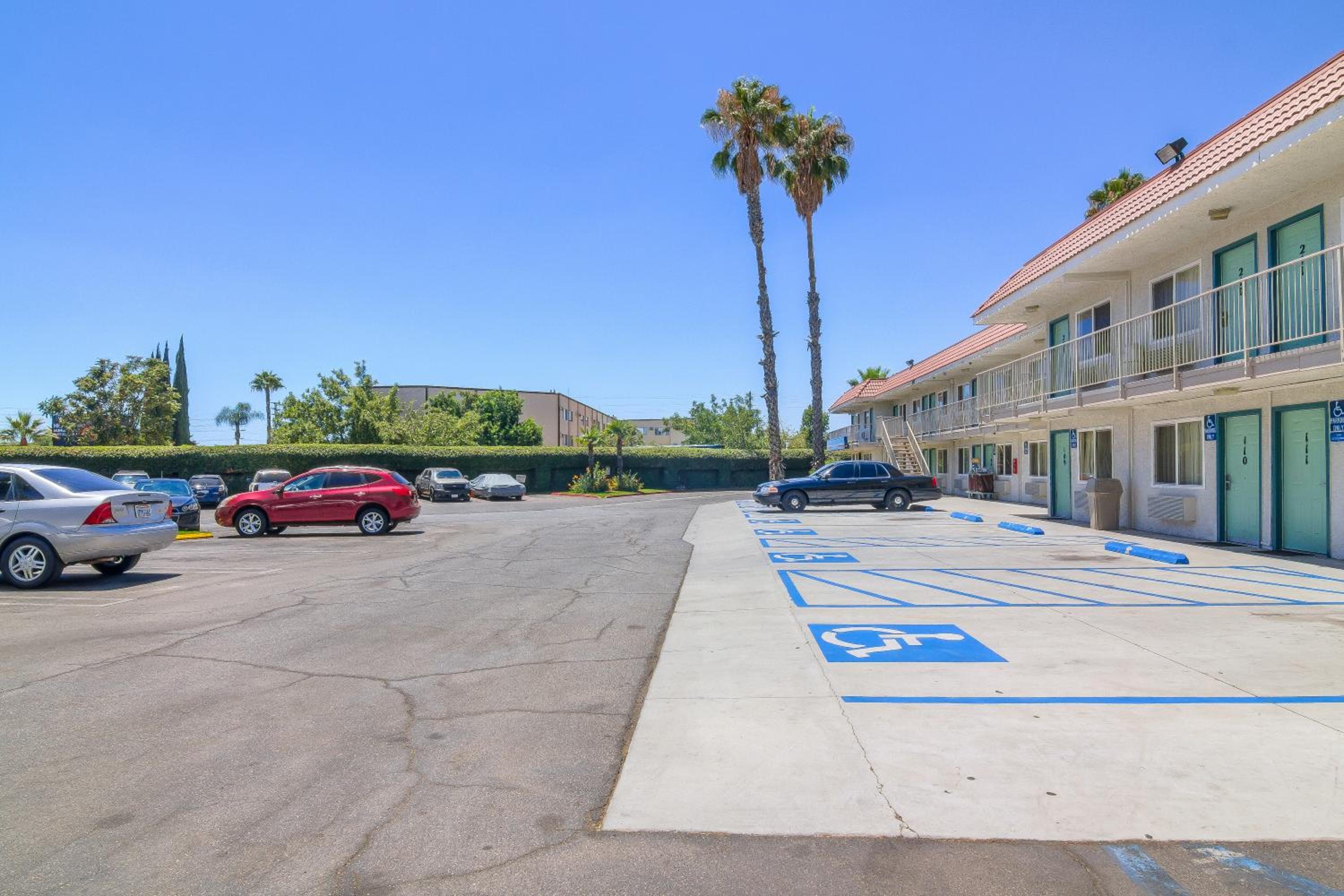 Motel 6-Sepulveda, CA - Los Angeles - Van Nuys - North Hills
