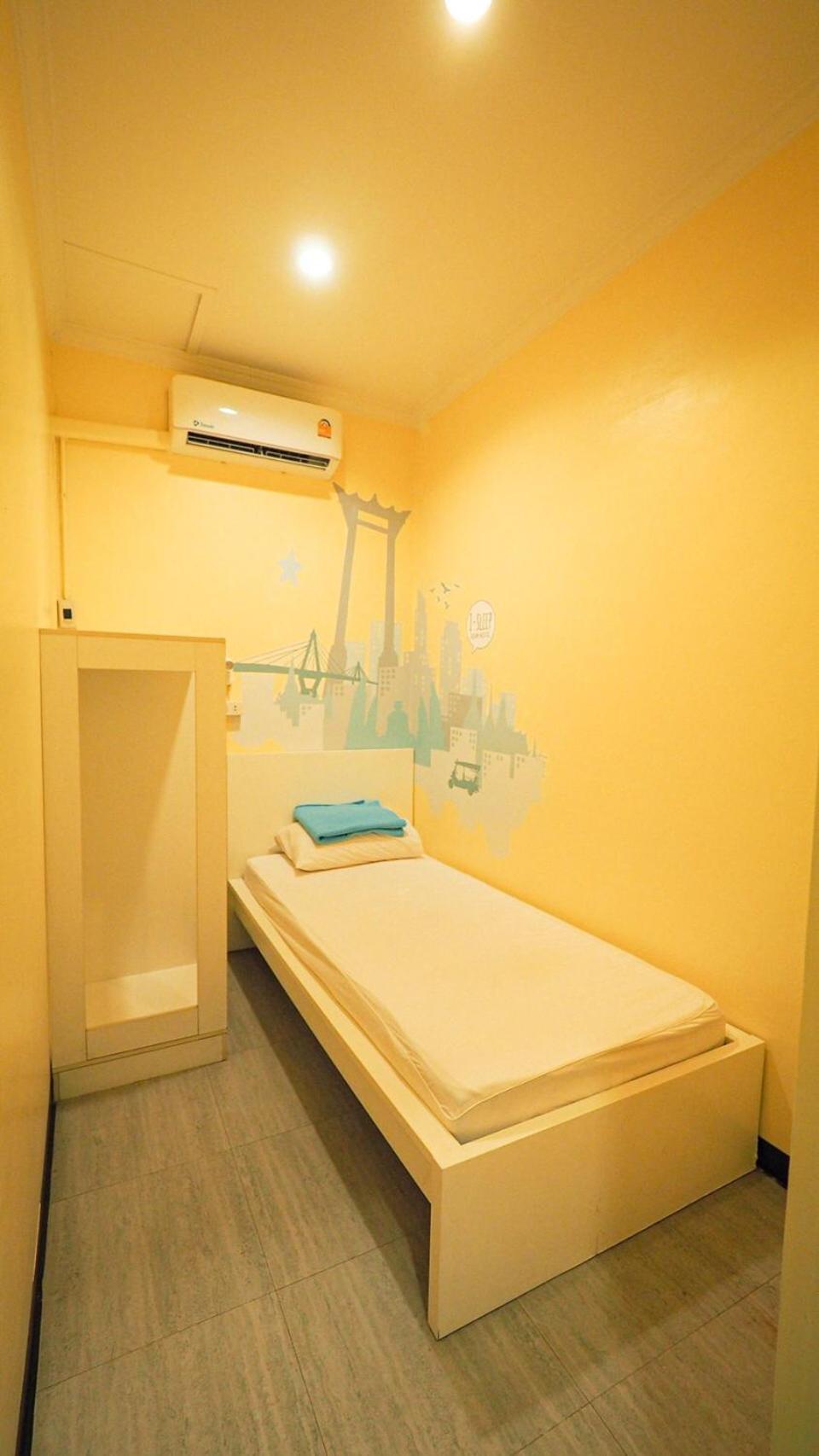 I-Sleep Silom Hostel
