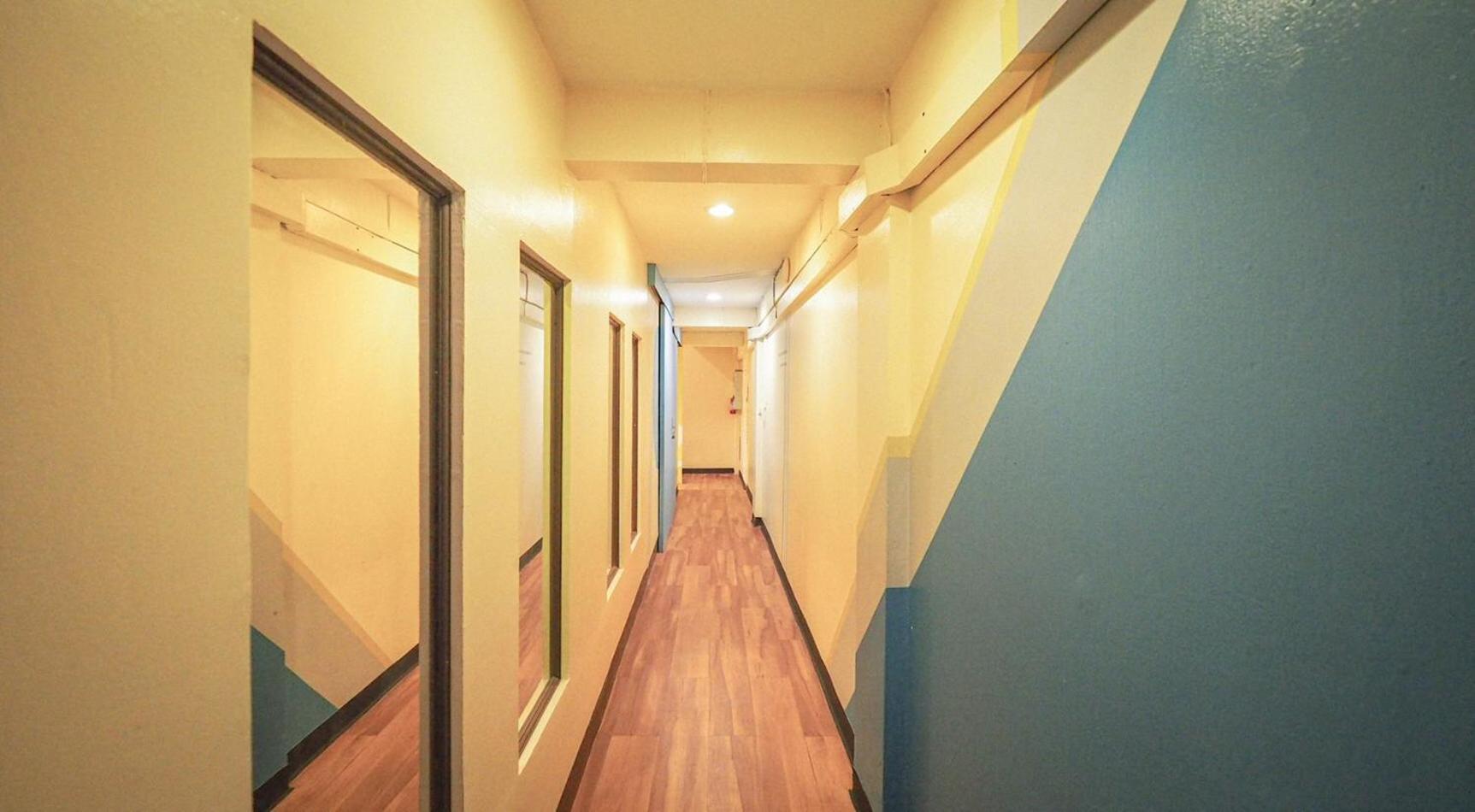 I-Sleep Silom Hostel