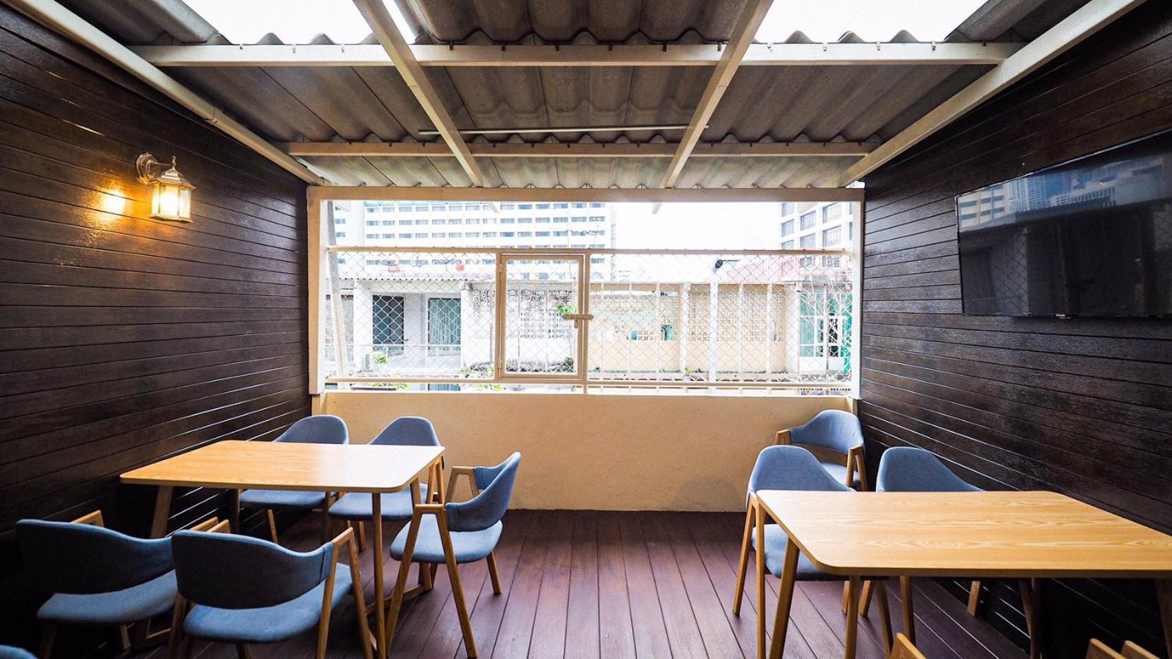 I-Sleep Silom Hostel