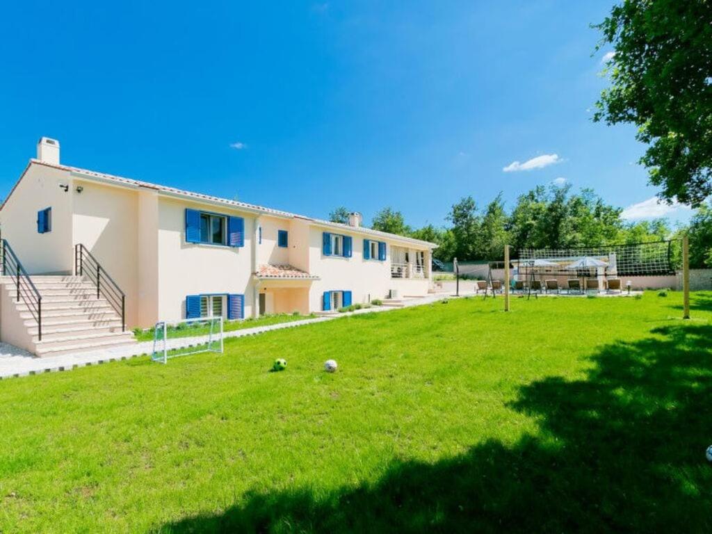 Villa Triton