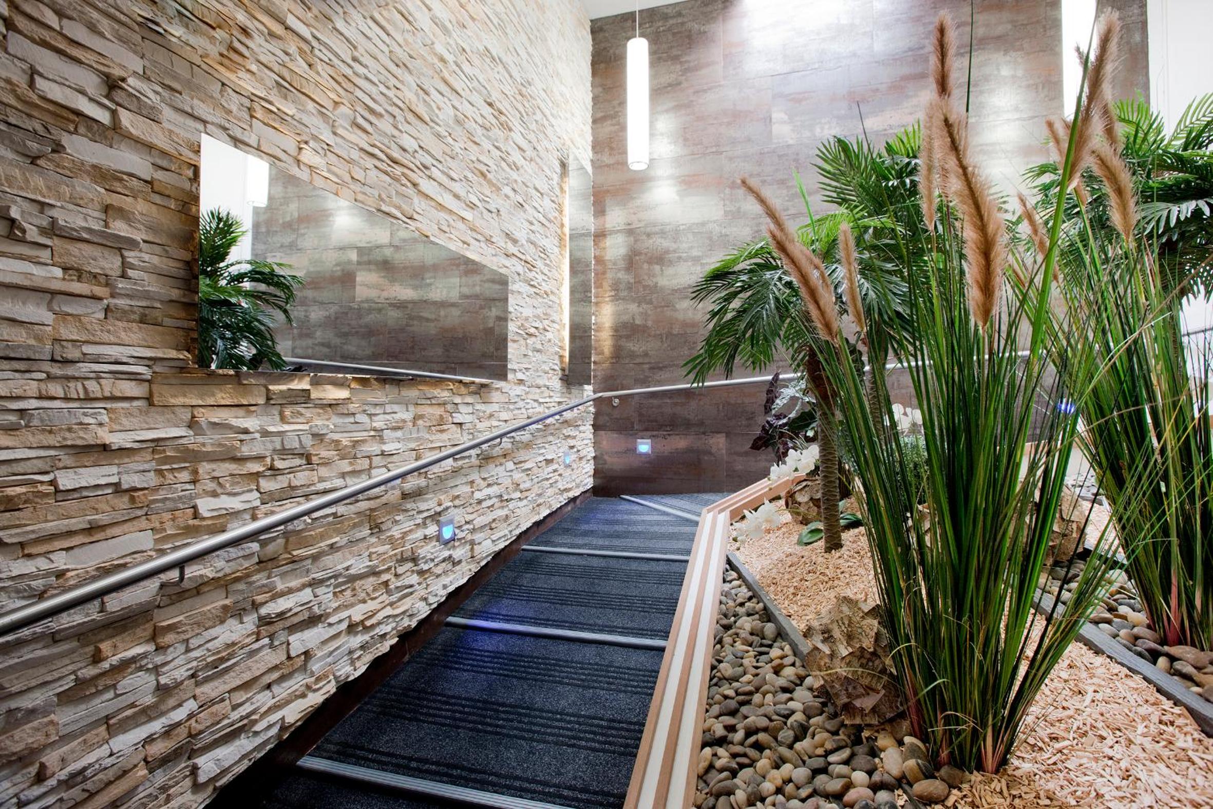 Dax Vacations - Hotel Thermes Les Ecureuils - Property Image 12