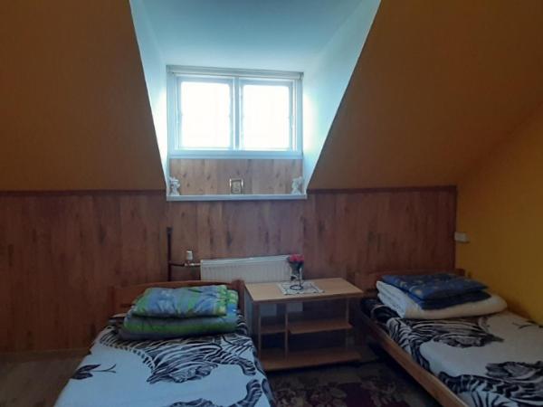 Photo 56