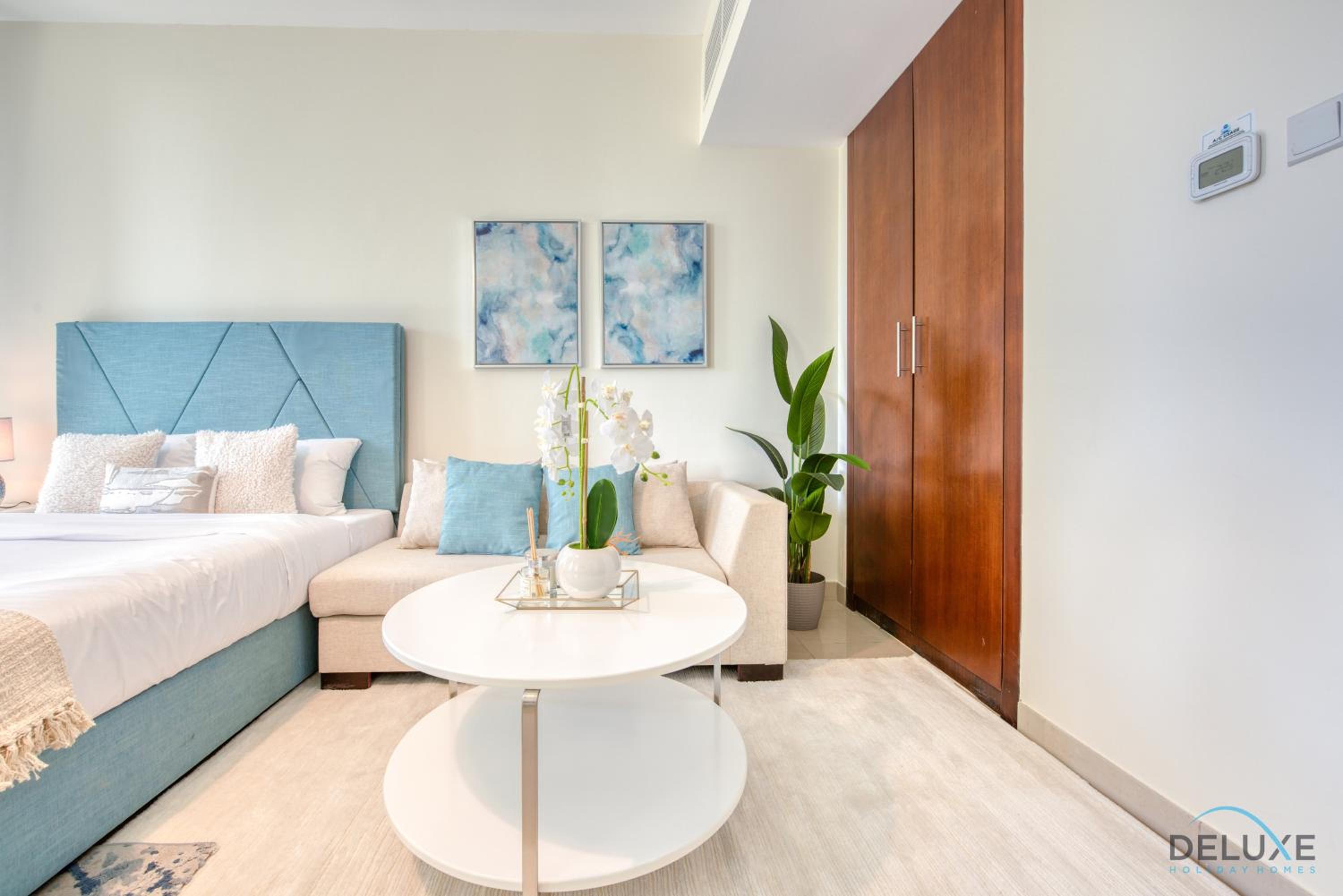 Exquisite Studio at Standpoint Tower Downtown Dubai by Deluxe Holiday Homes