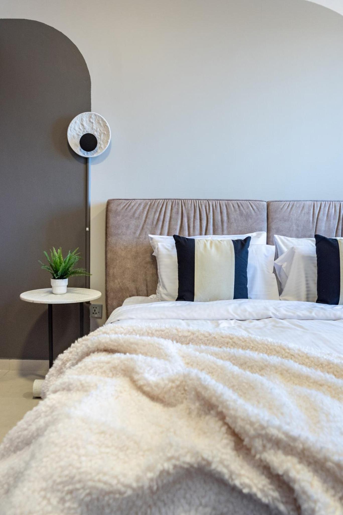 The Smart Concierge - Executive Tower