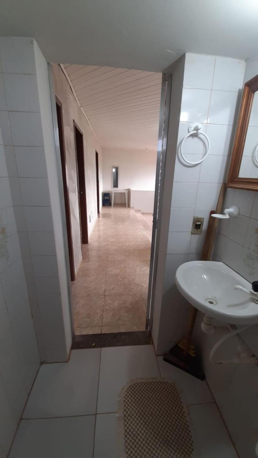 3º andar independente - Casa a 50m da praia com vista lateral para o mar