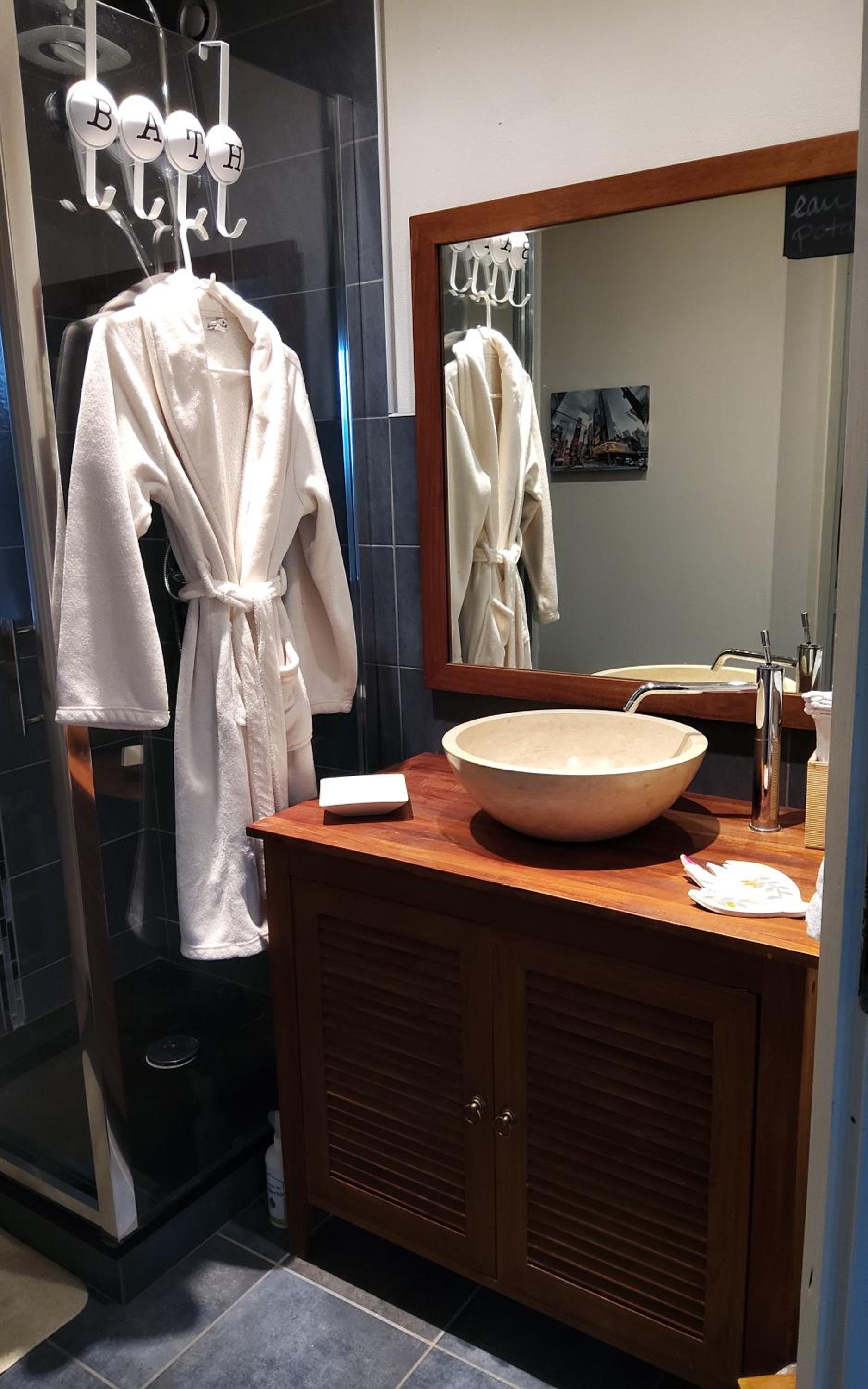 Photo 18