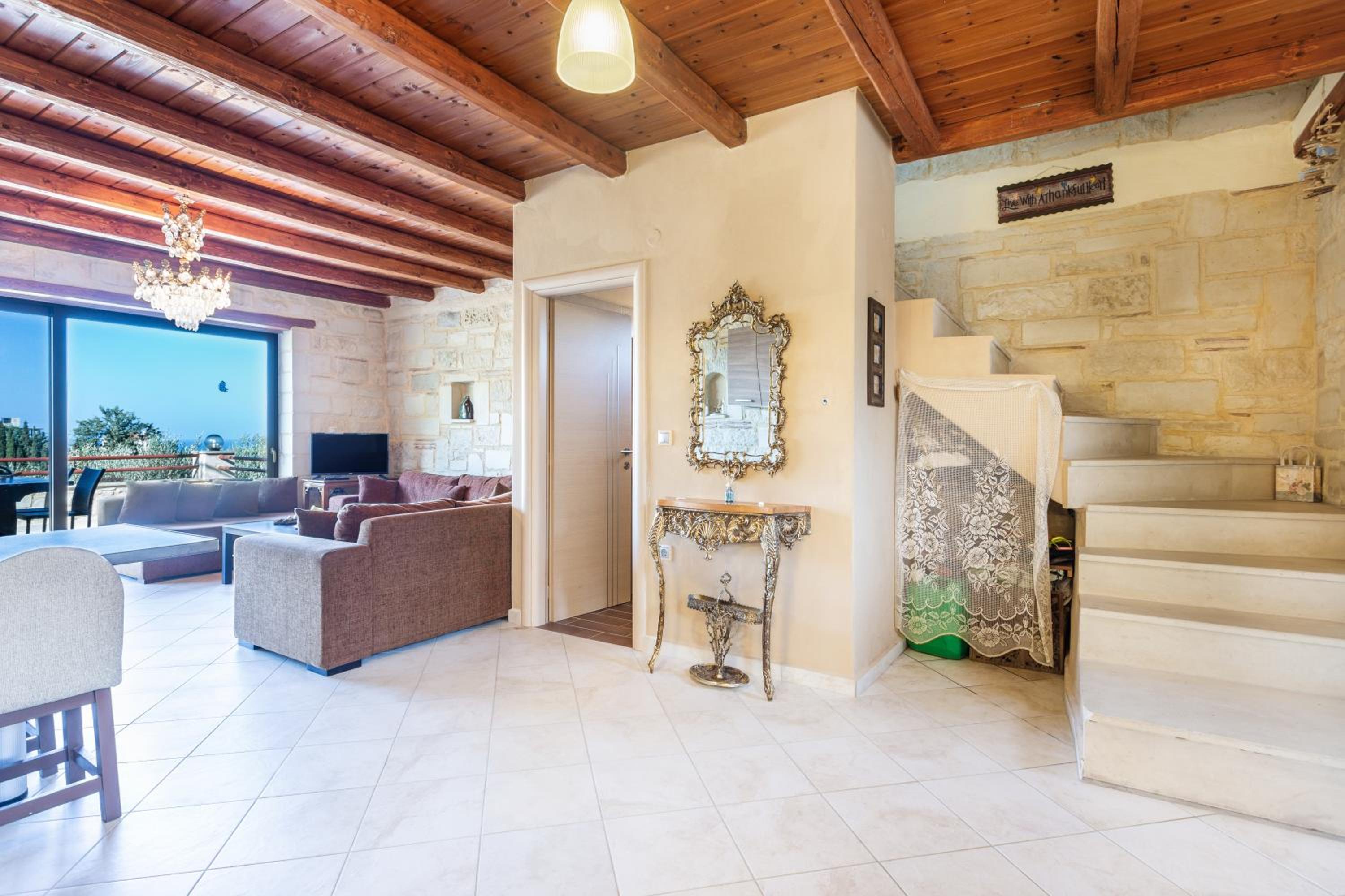 Spilia Inn
