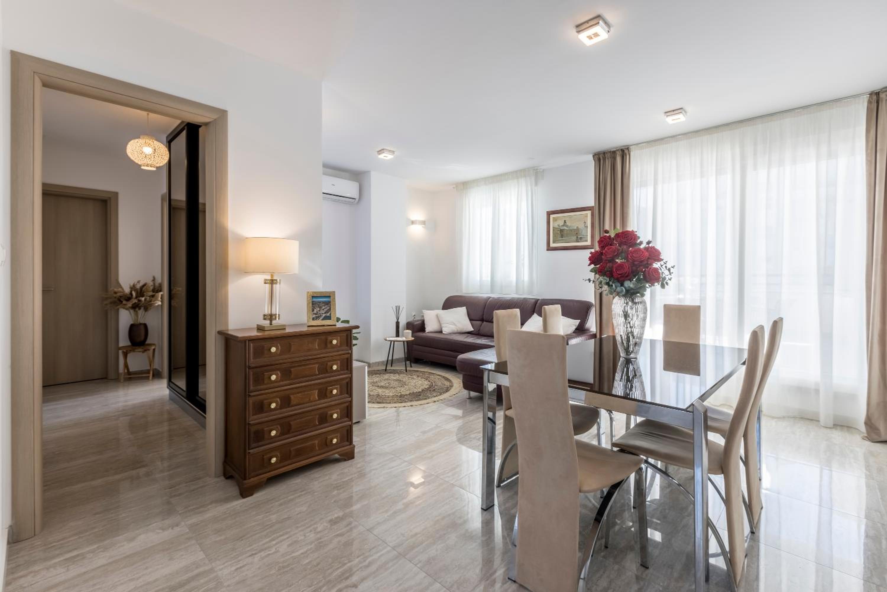 Luxury rooftop apartment Zalato