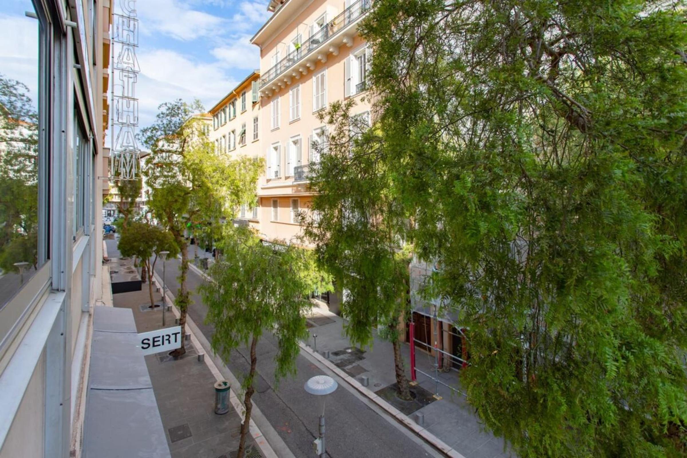Air-Conditioned Furnished Apartment Ideal For Couples photo 3