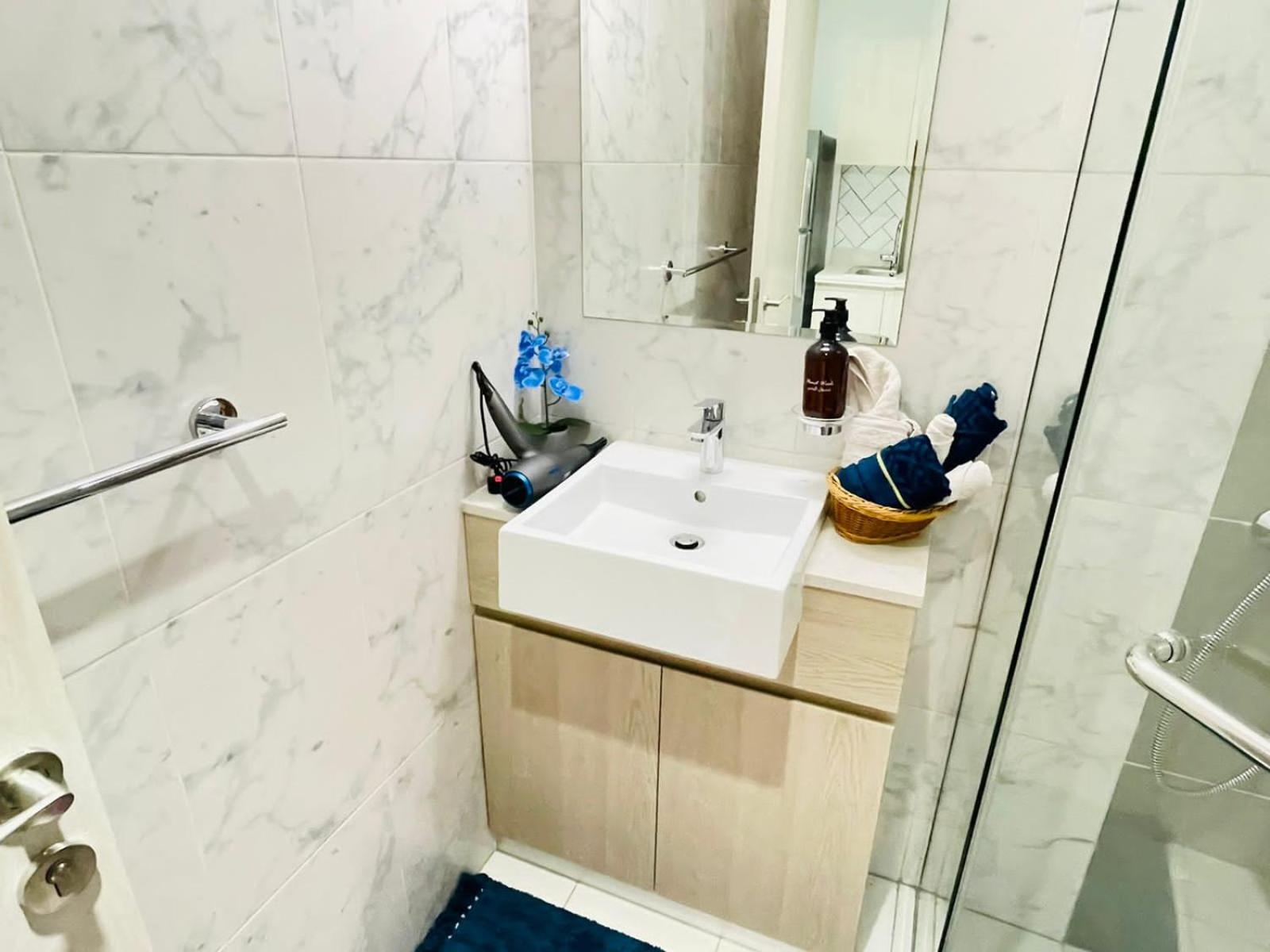 Elite Inn Dania 3 Elegant Studio with Garden View