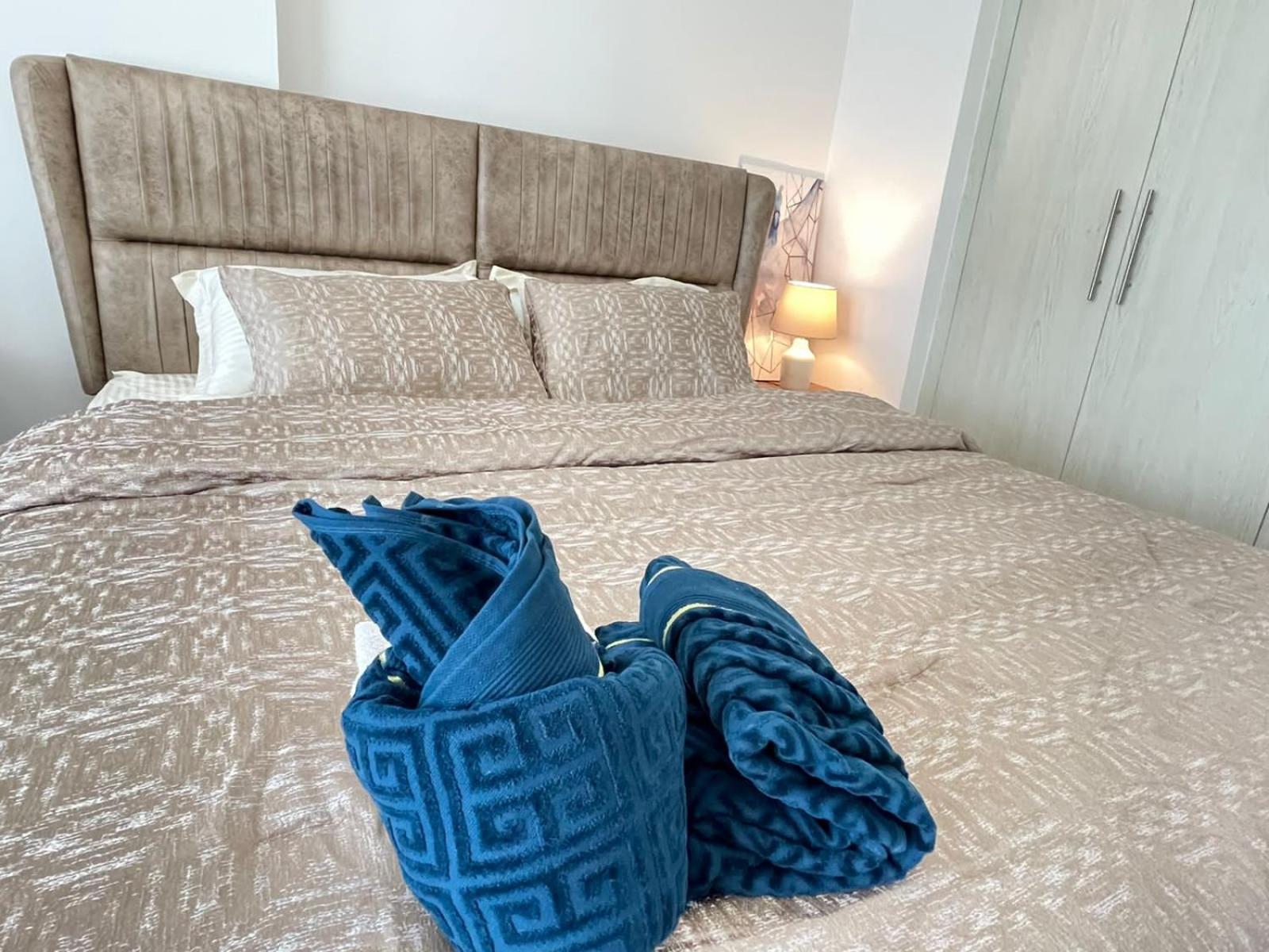 Elite Inn Dania 3 Elegant Studio with Garden View