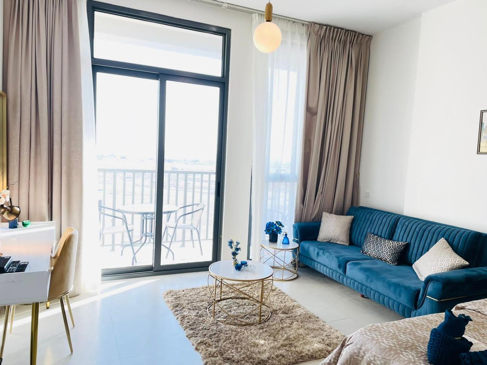 Elite Inn Dania 3 Elegant Studio with Garden View