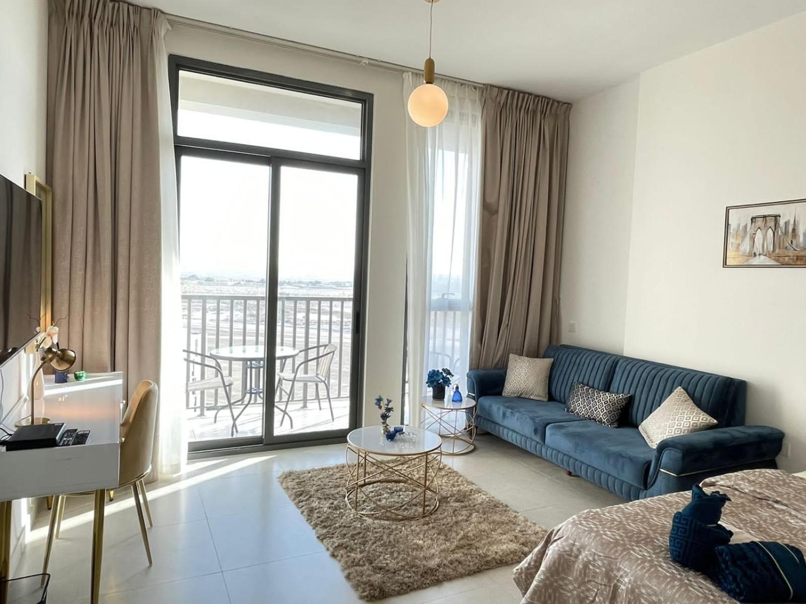 Elite Inn Dania 3 Elegant Studio with Garden View