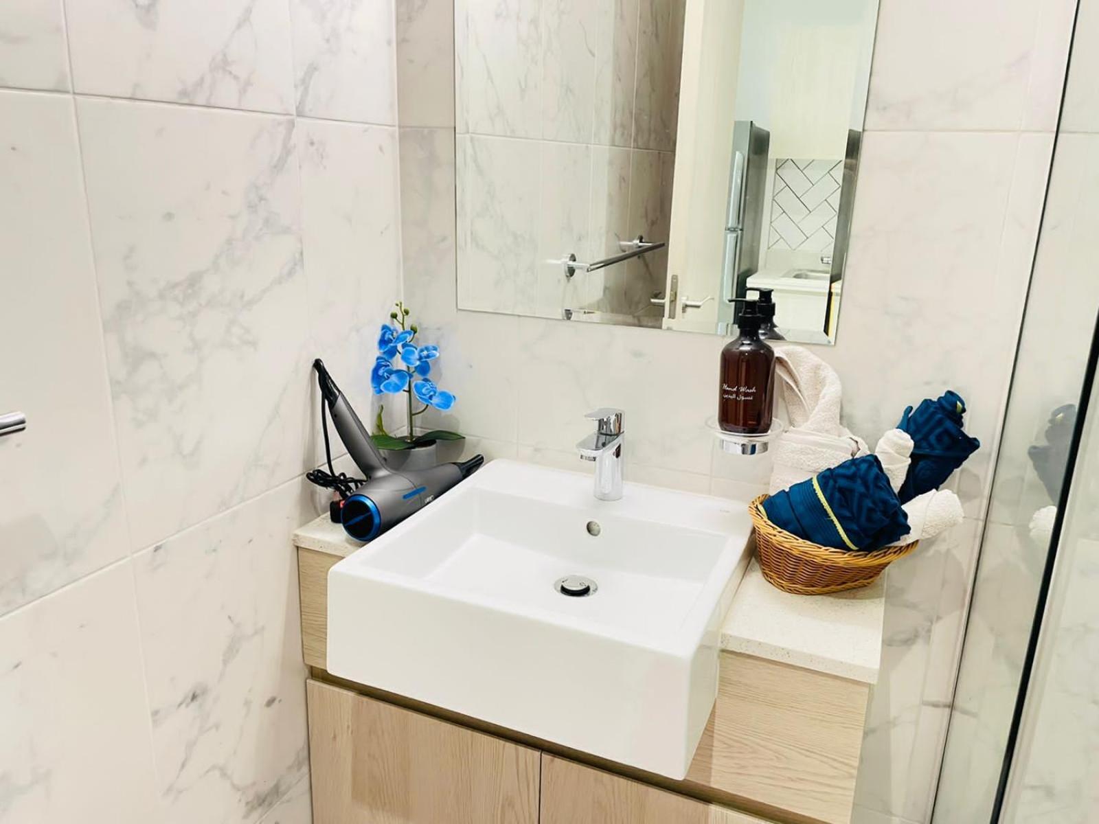 Elite Inn Dania 3 Elegant Studio with Garden View