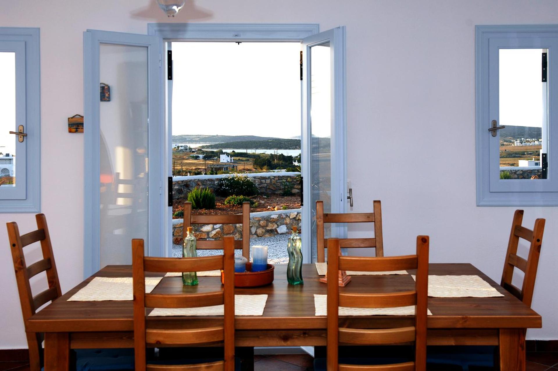 Divers House Paros