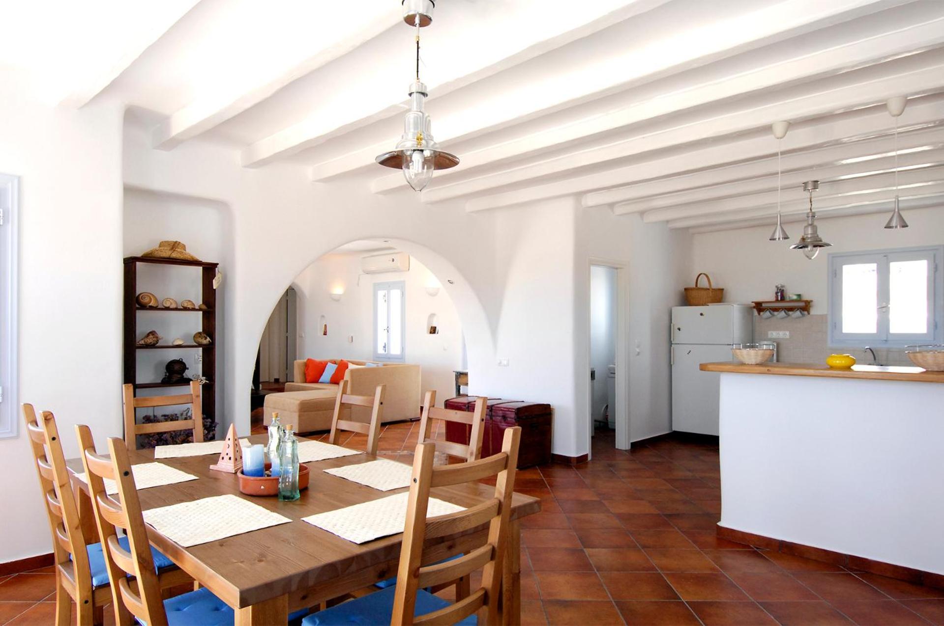 Divers House Paros