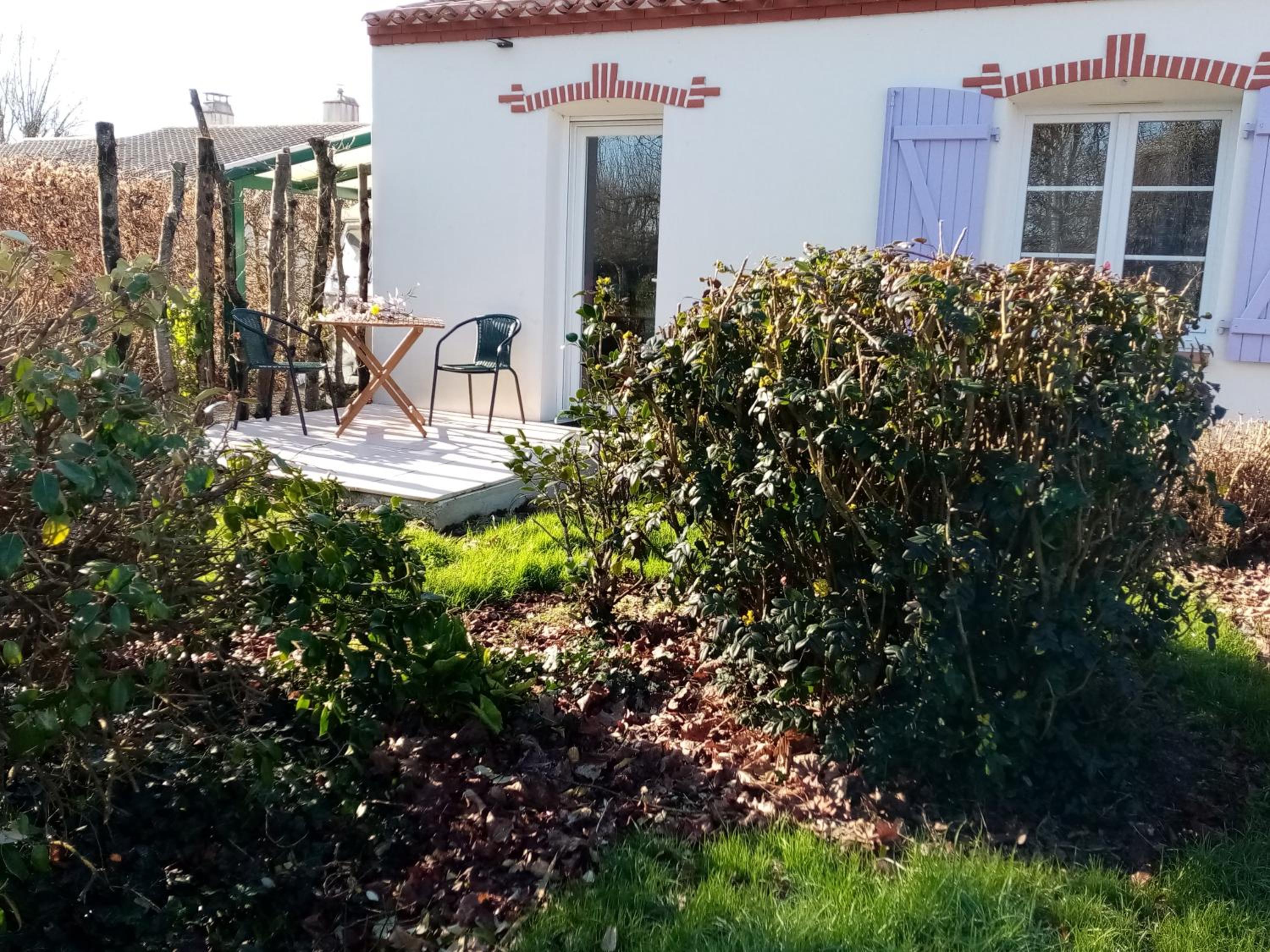 l'Eden naturiste écureuil