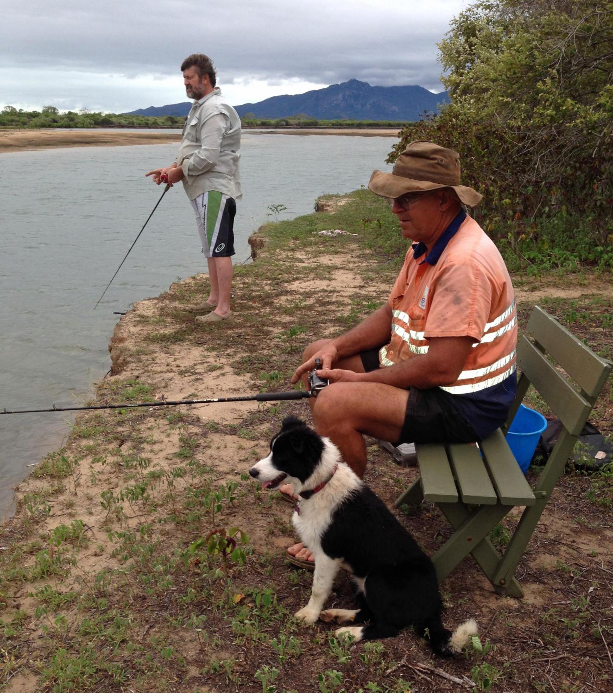 Elliot River Retreat - Pet Friendly