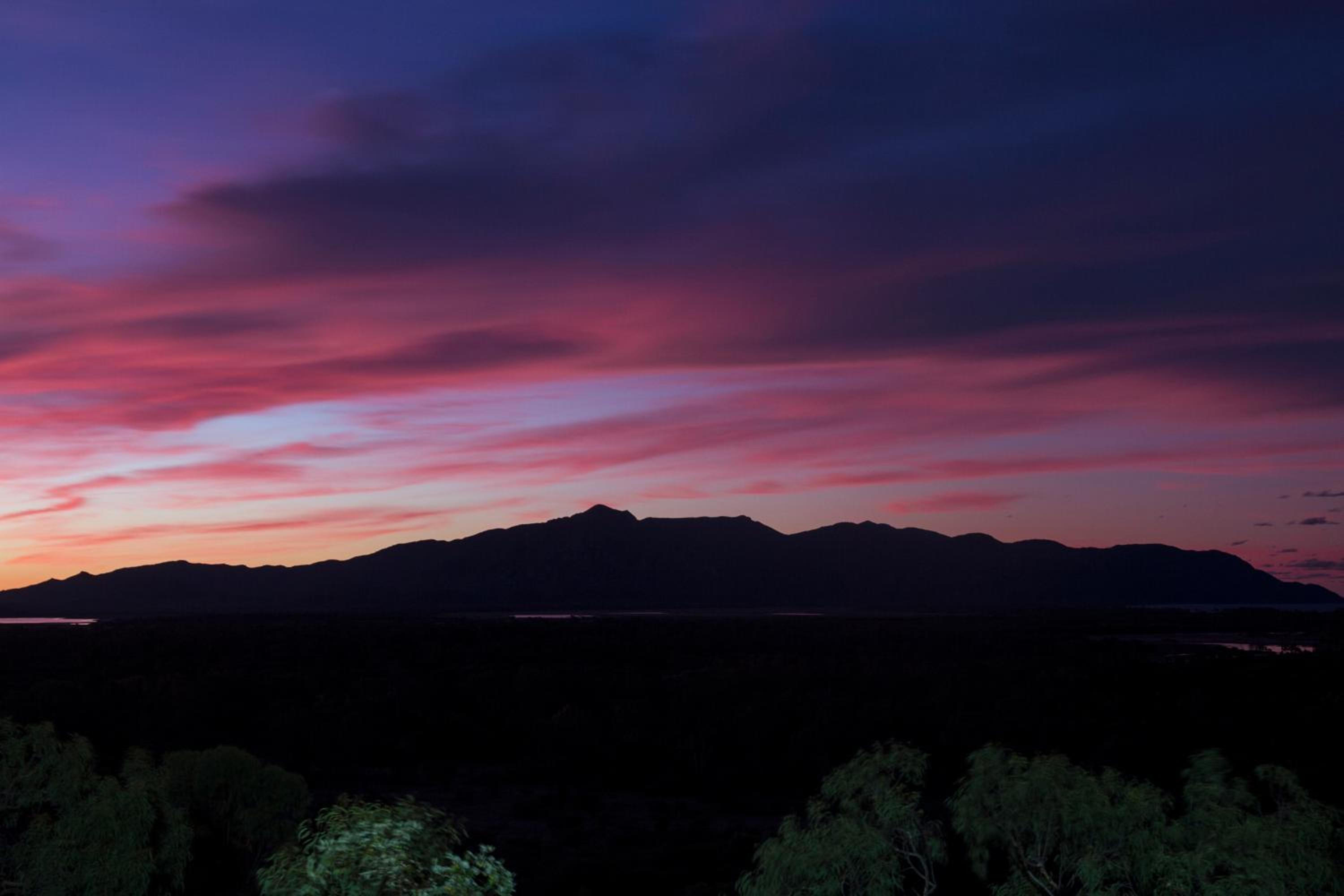 Elliot River Retreat - Pet Friendly
