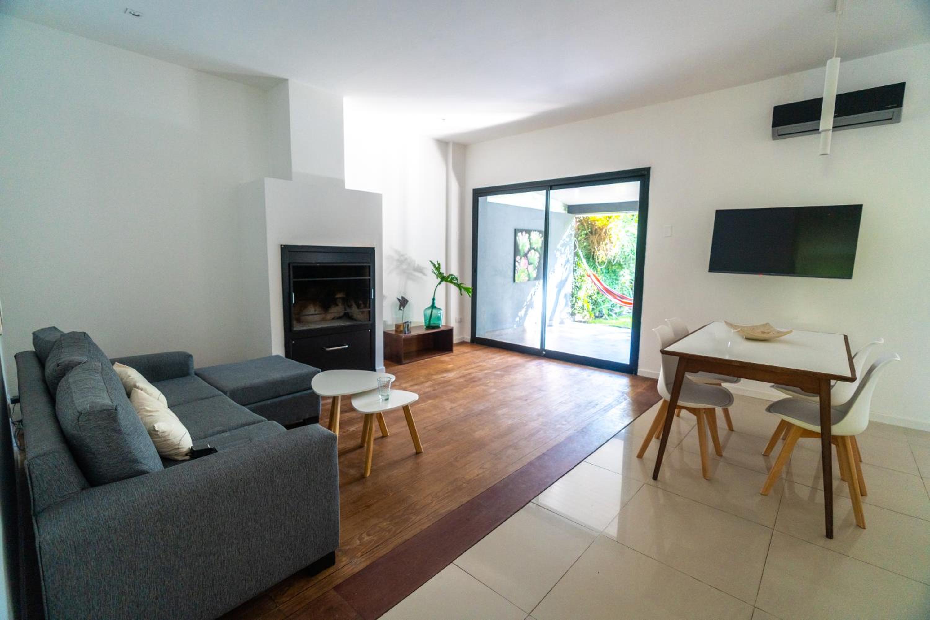 Casa con Piscina en Adrogué - Image 5