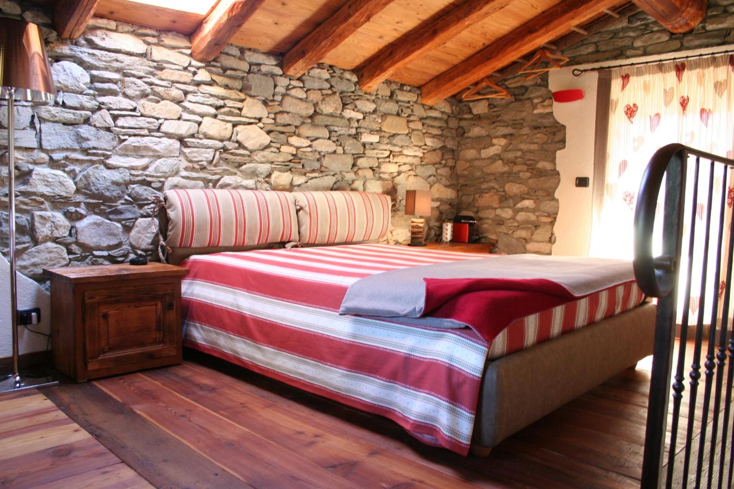 Le Petit Coin De Maison Chante Lune view 2