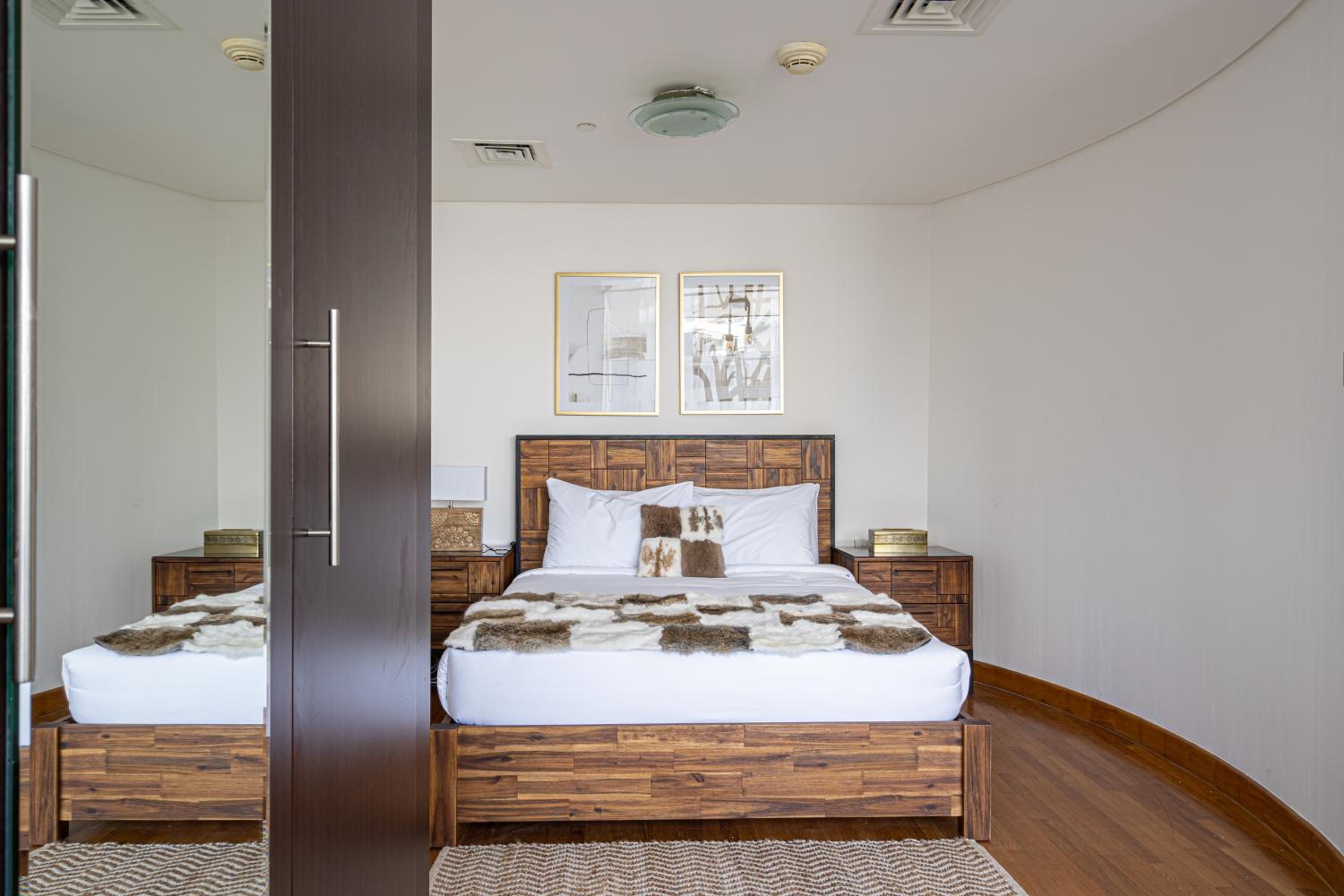 HiGuests - Unique Studio Interior With Stunning Views in DIFC