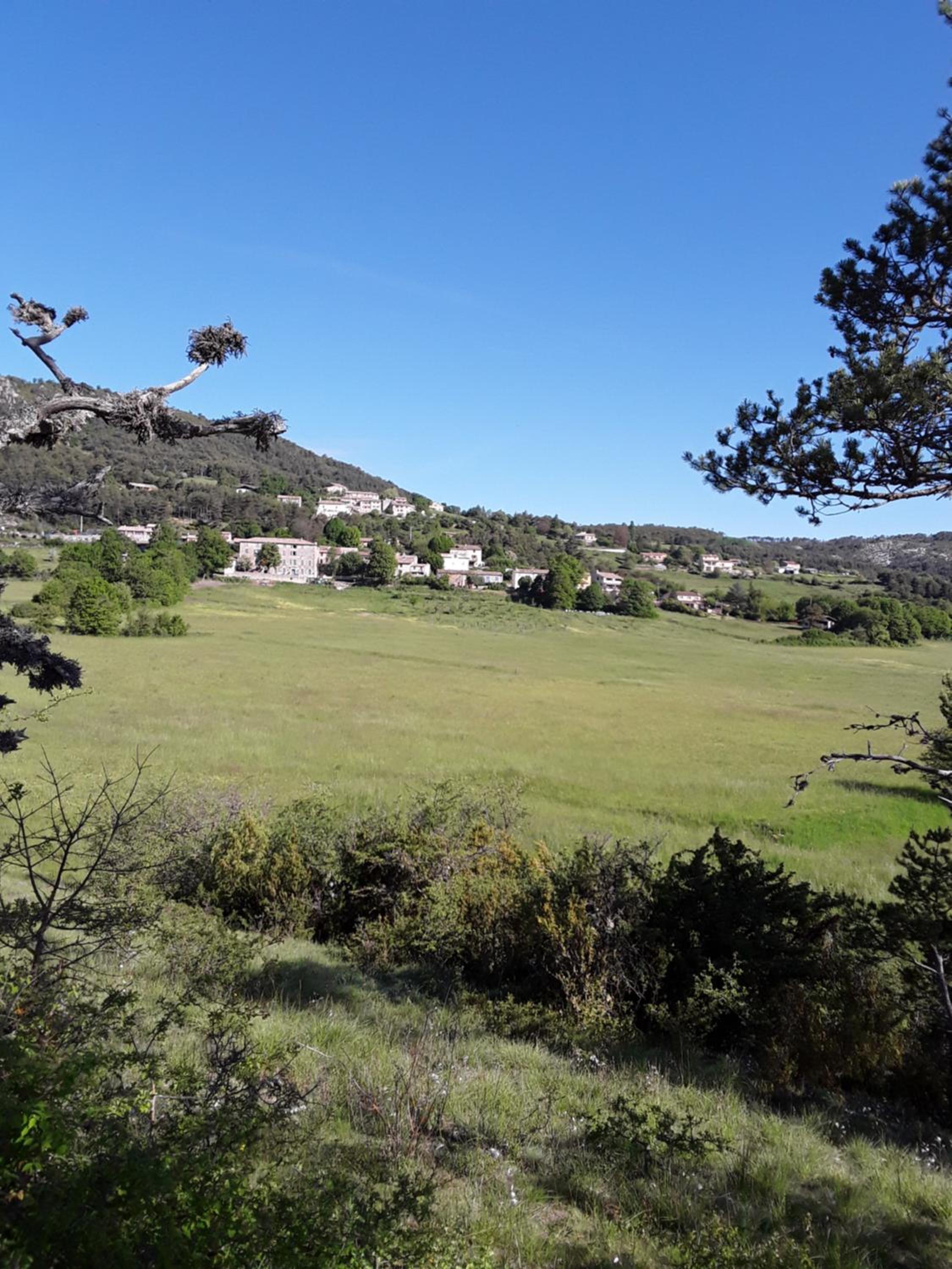 Gite les Cigales view 3