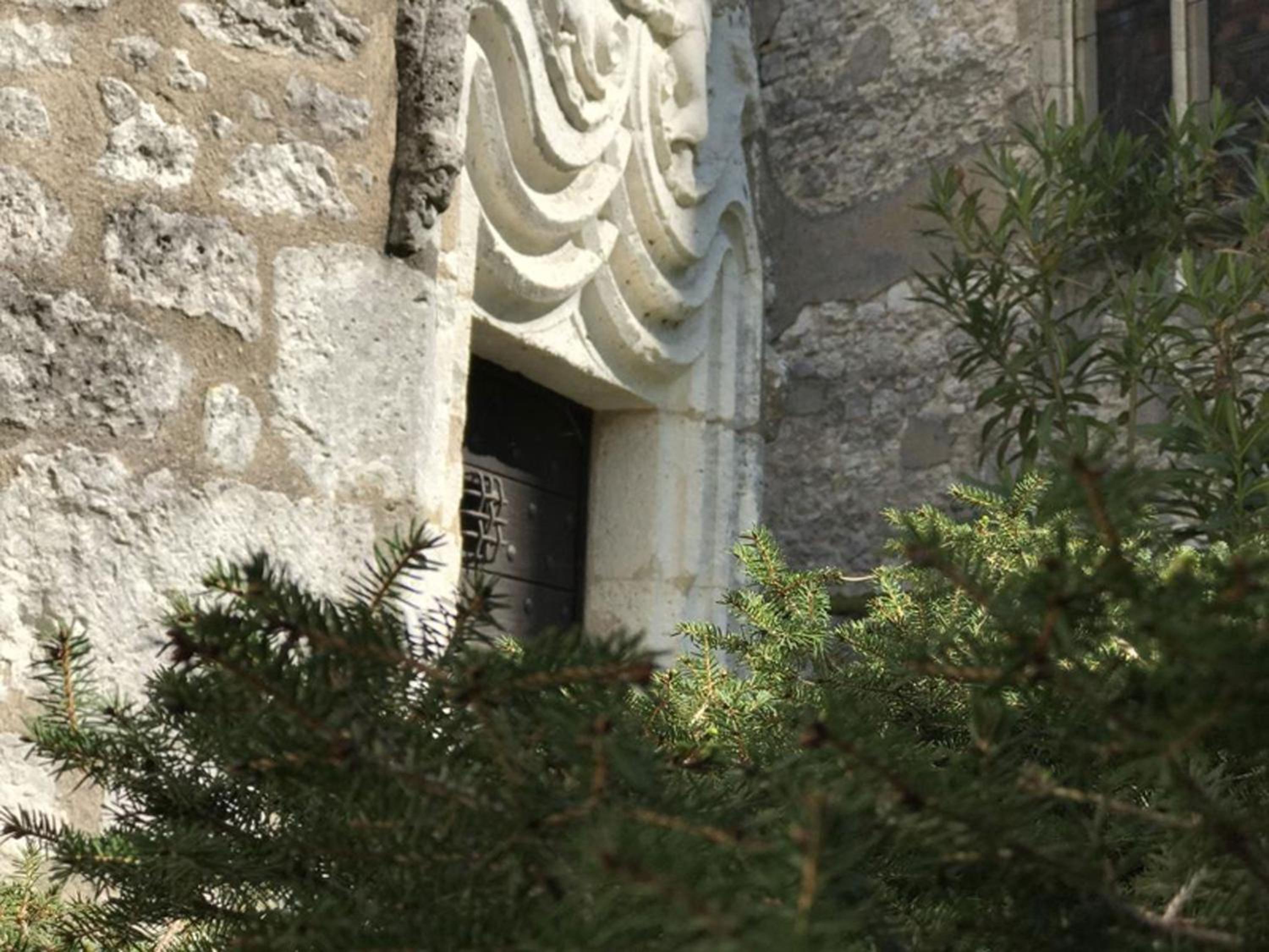 Château de Bouniagues view 3