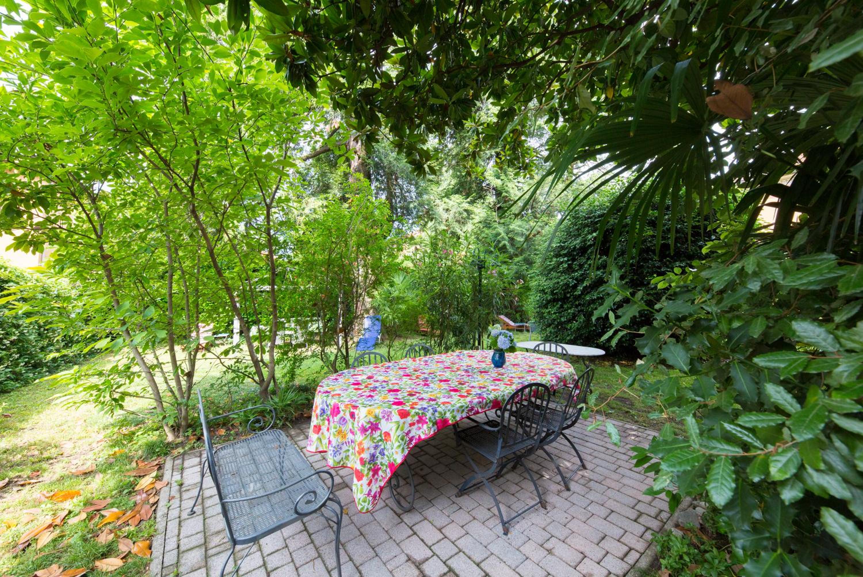 Villa Cardano Maccagno close to every destination