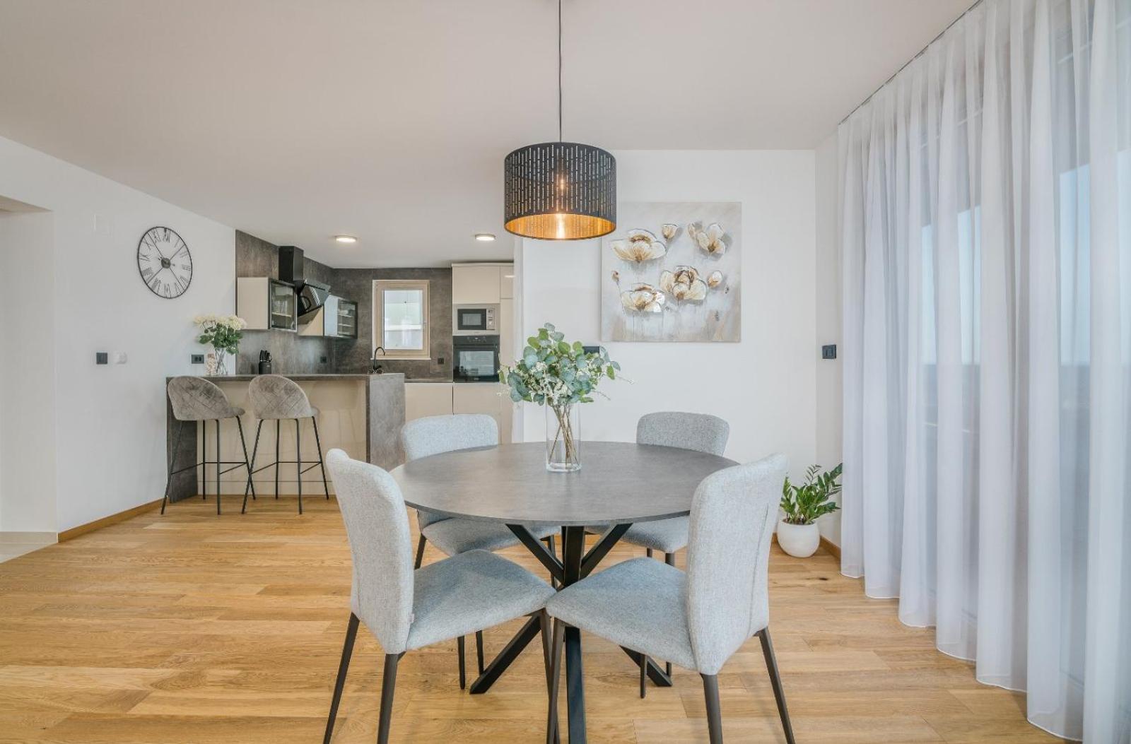 Villa Njivice Apartman Marina