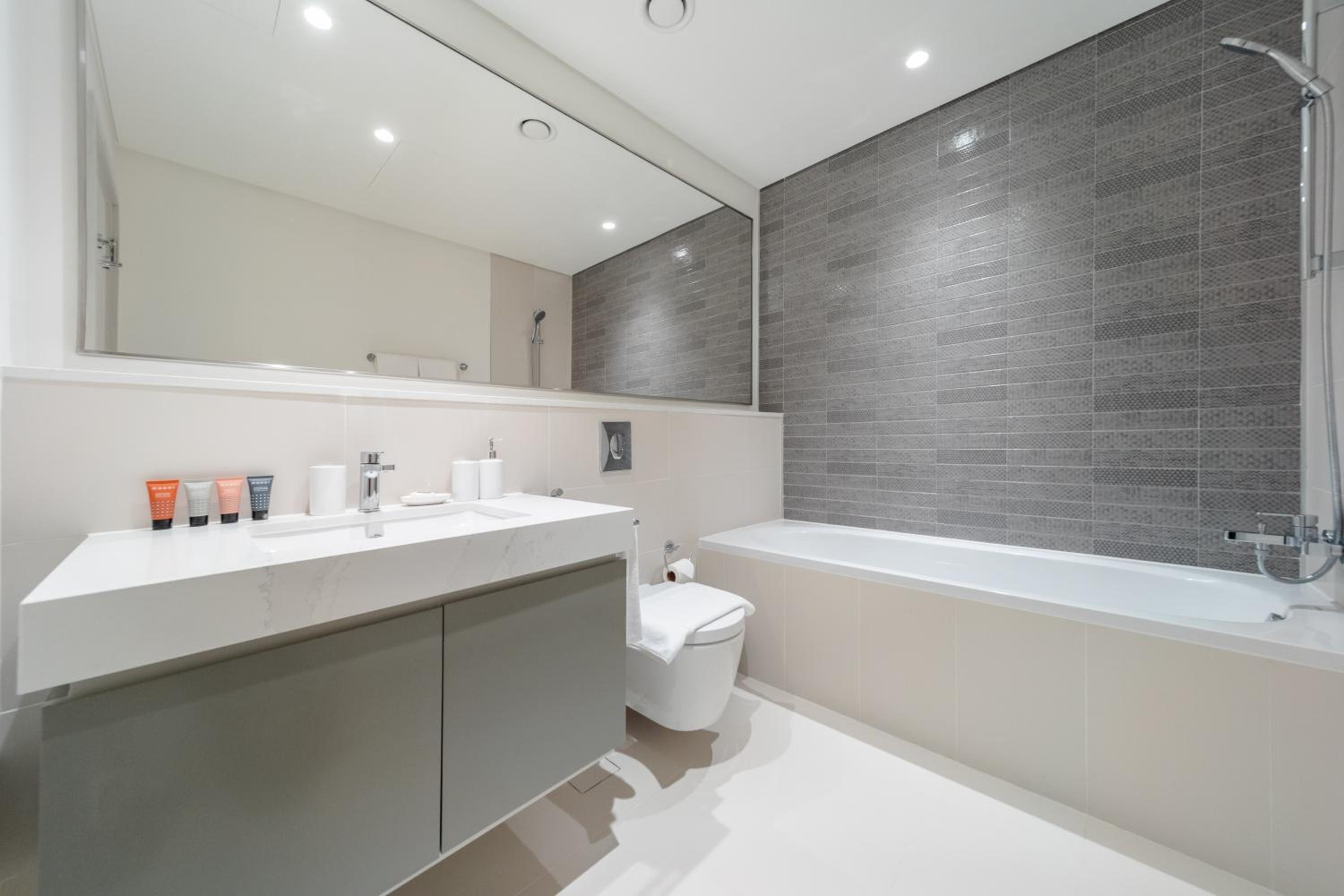 EDEN'S Homes & Villas - Sunrise Bay Emaar Beachfront