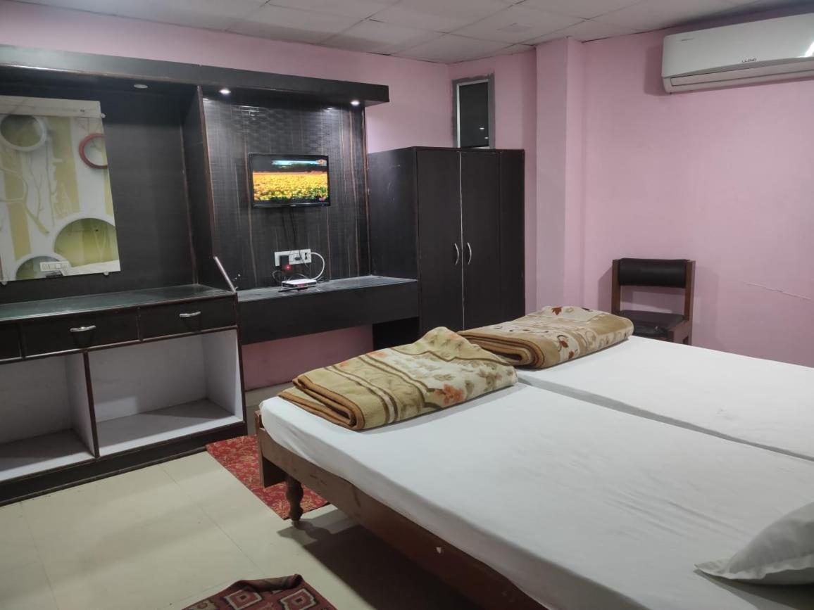 Hotel N C Continental by WB Inn - Property Image 9