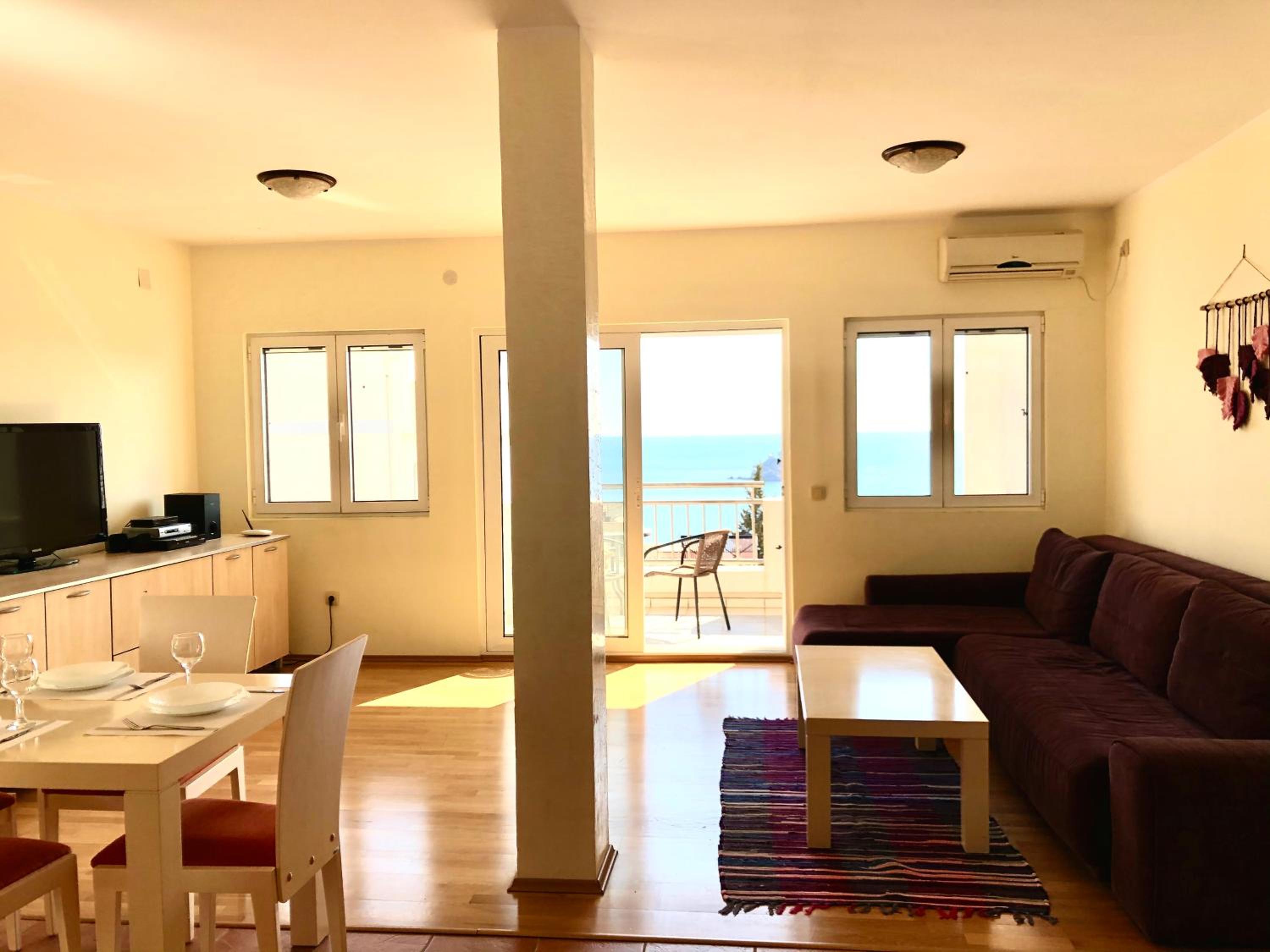 Petrovac Holiday apartments 1 view 5
