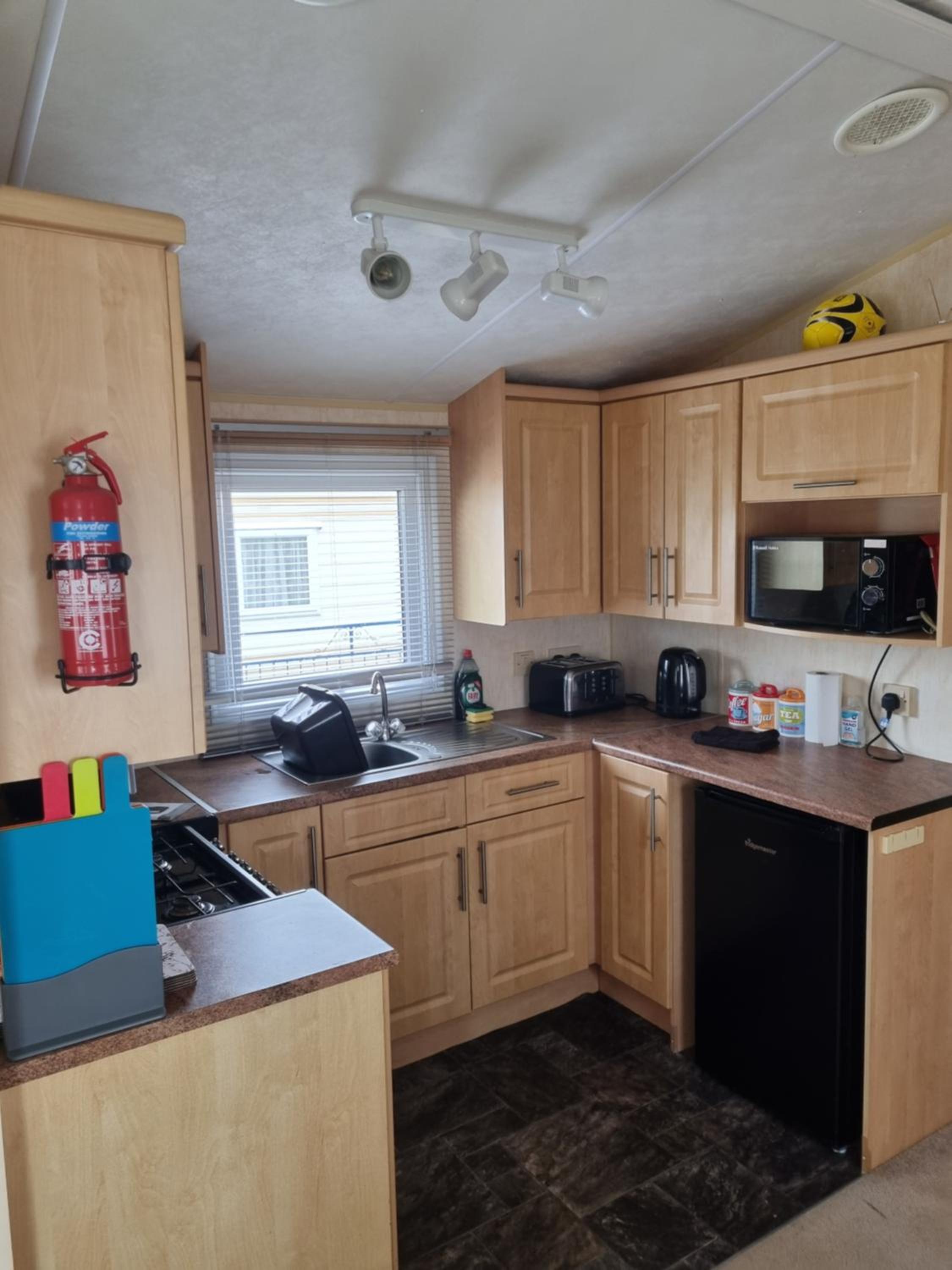 3 Bedroom Sleeps 6 on Coral Beach