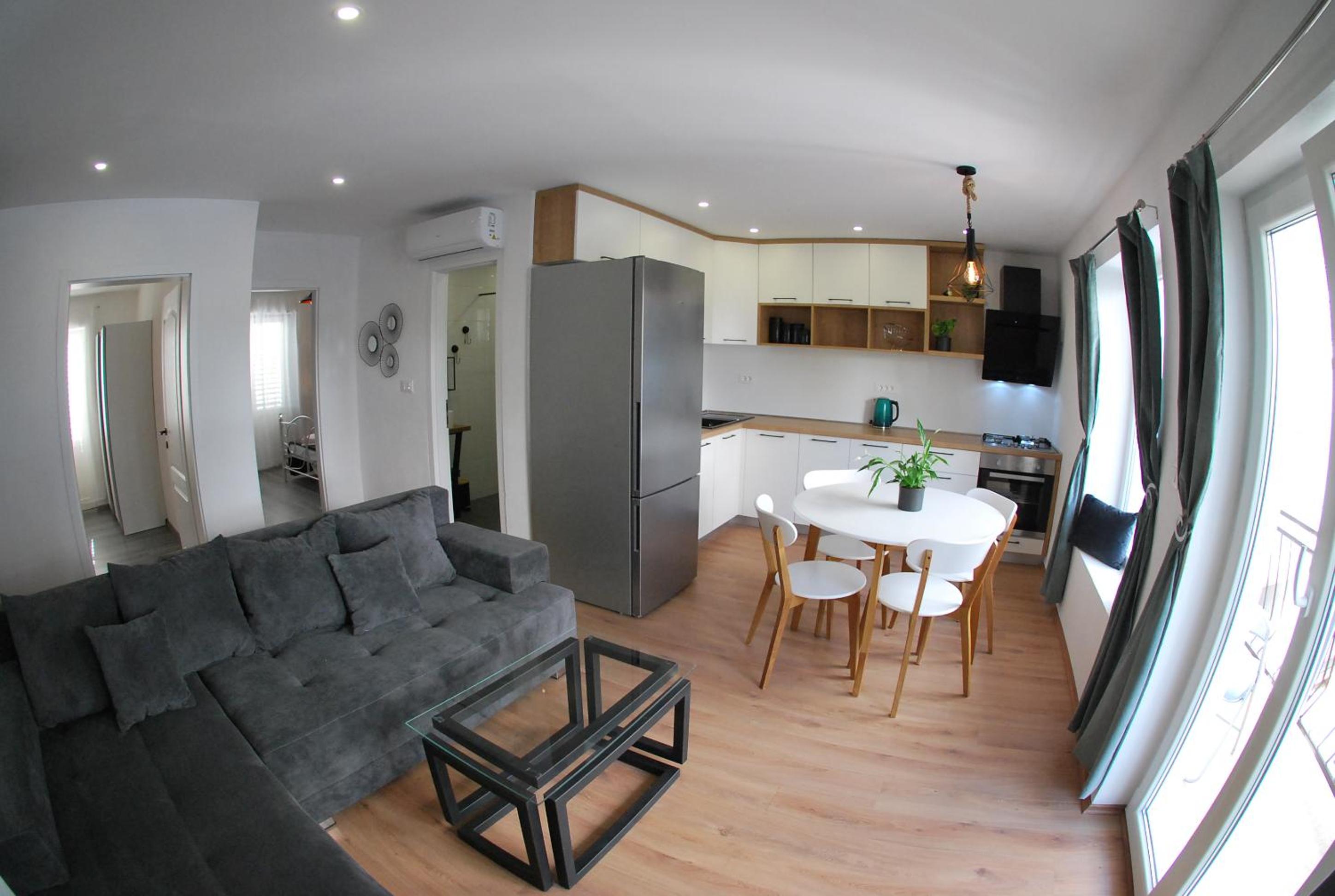 Apartment "Tica"