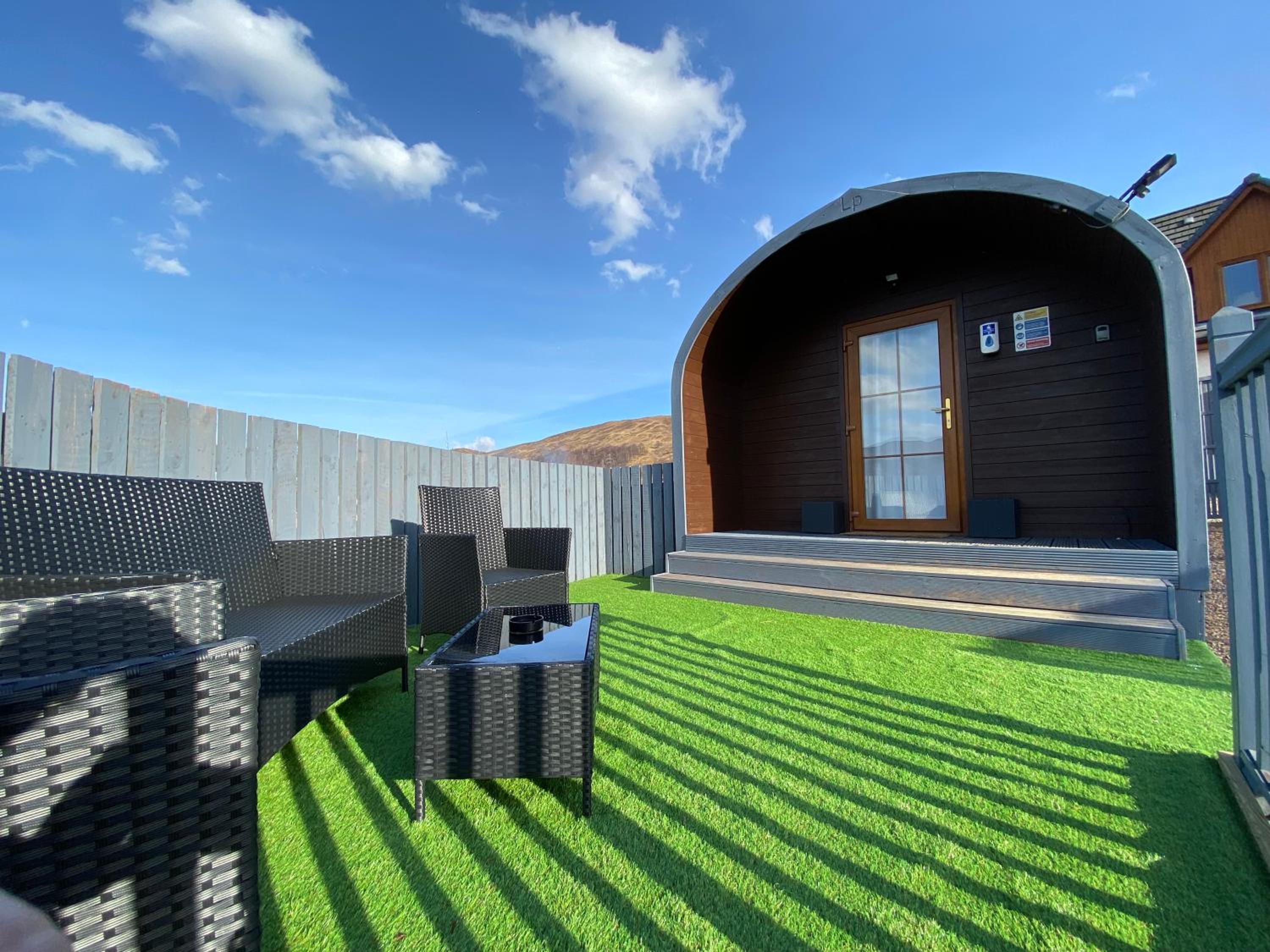 Highland Stays - The Oaks Studio Pod