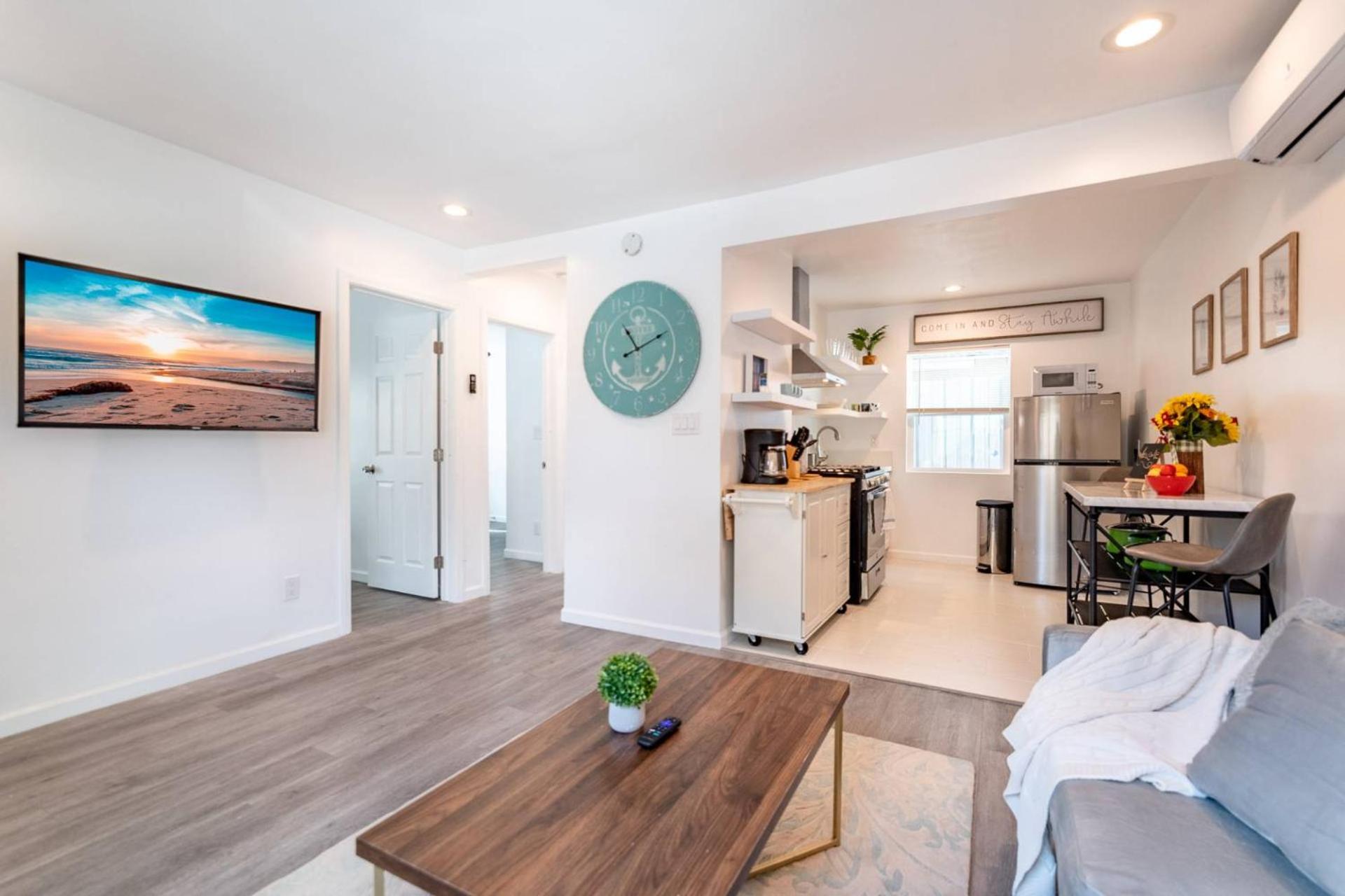Leighton Campus Apt