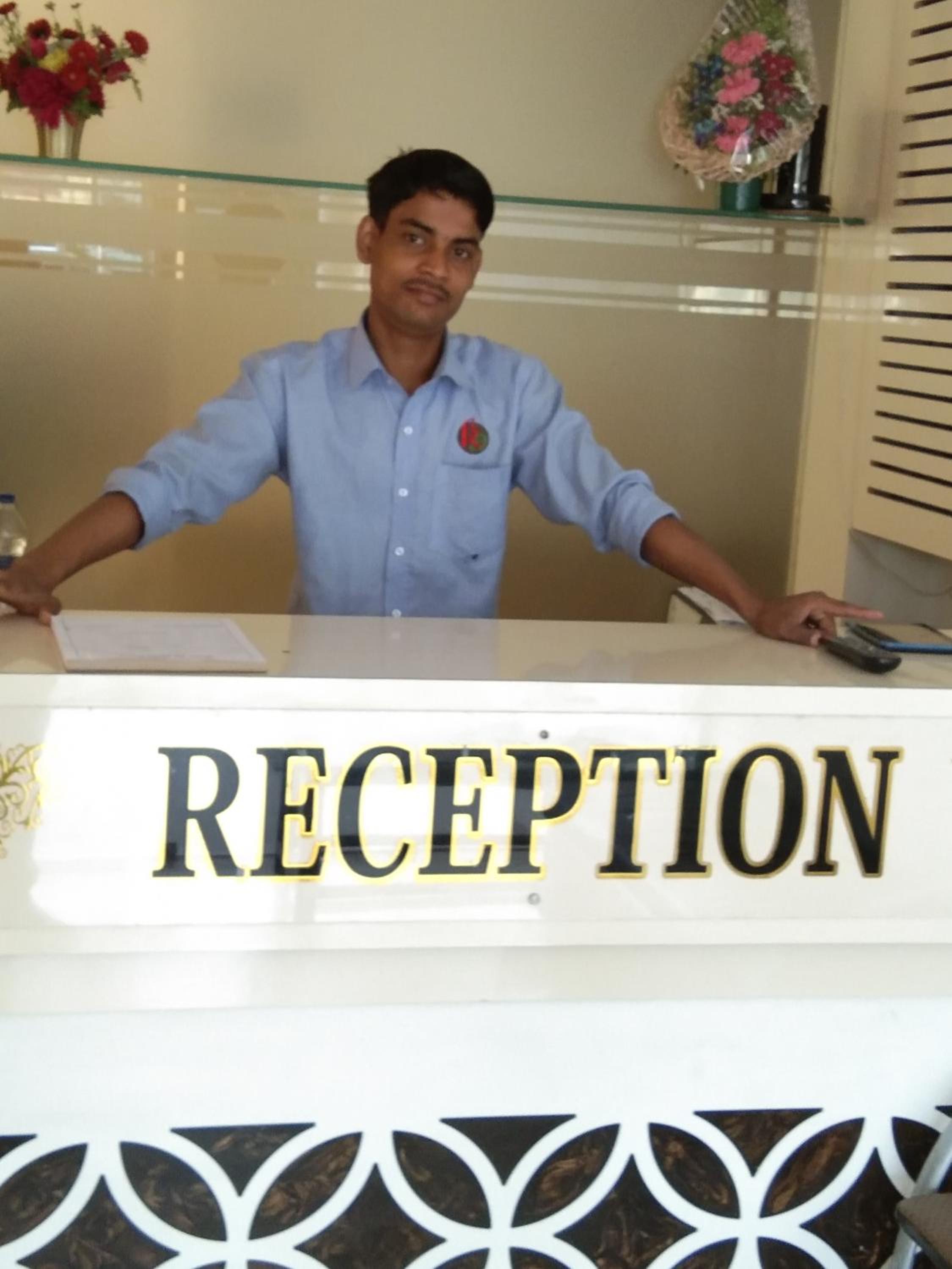 Lobby & Reception